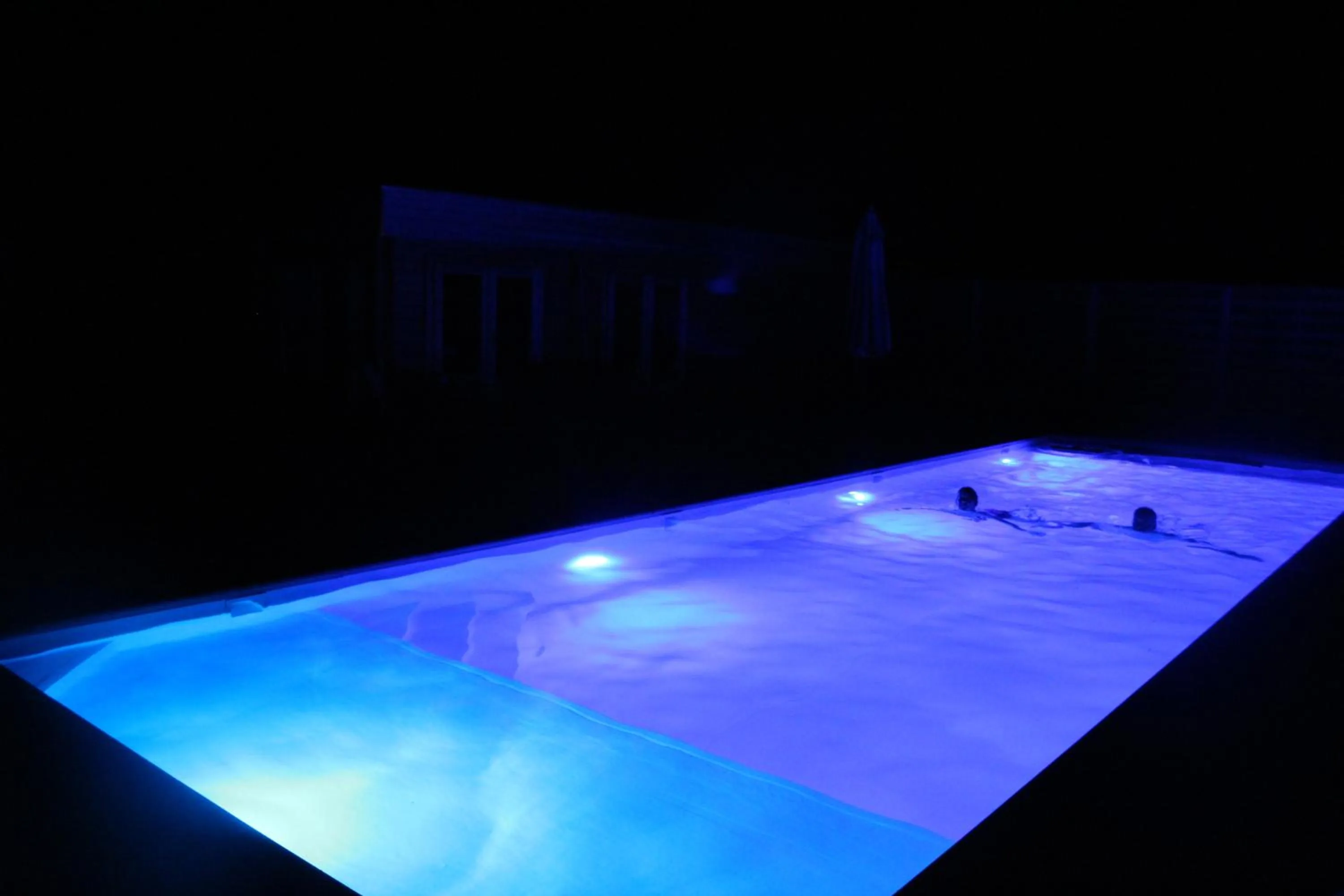 Swimming pool in B&B 't Maanhof