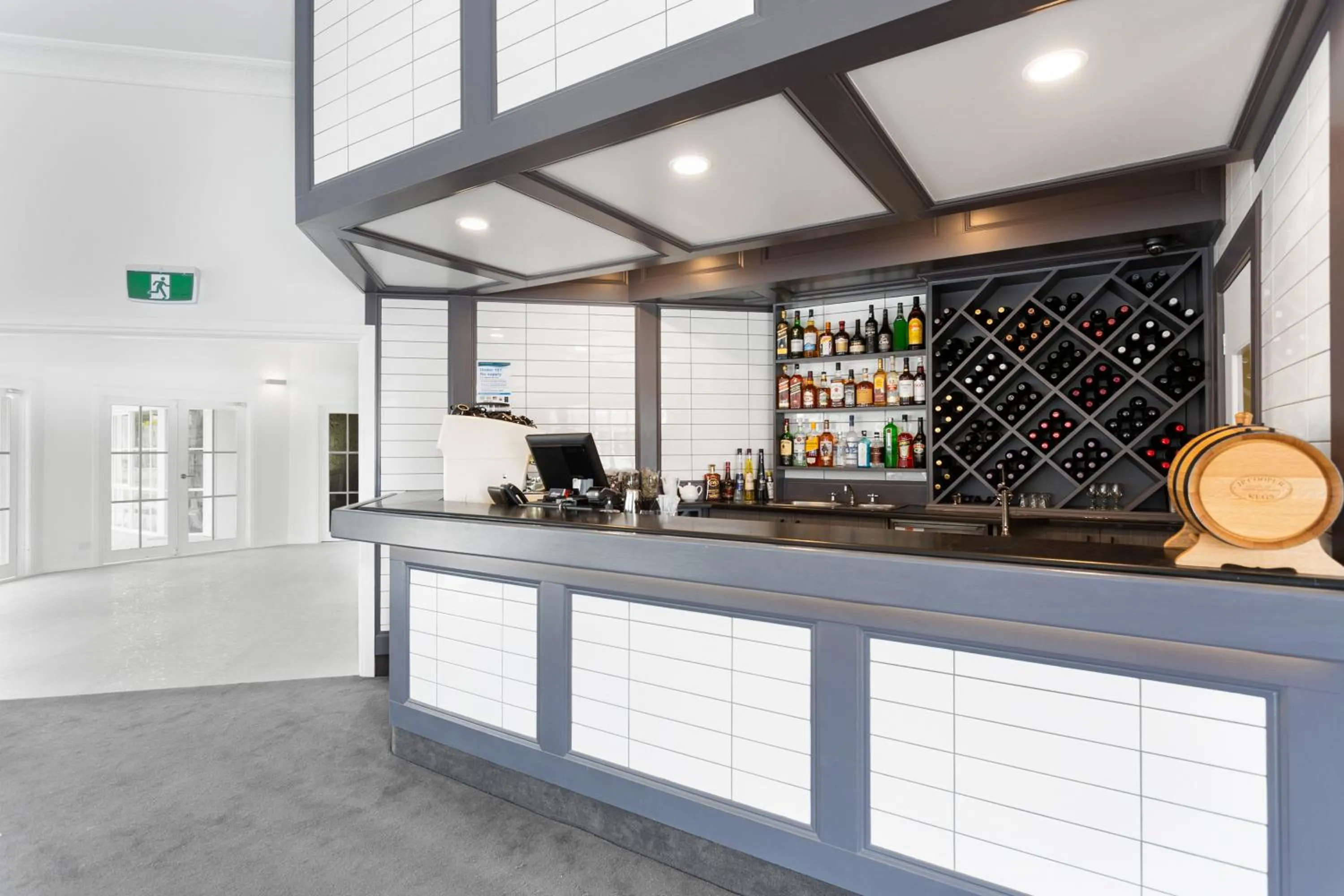 Restaurant/places to eat in Sanctuary Inn on Westernport