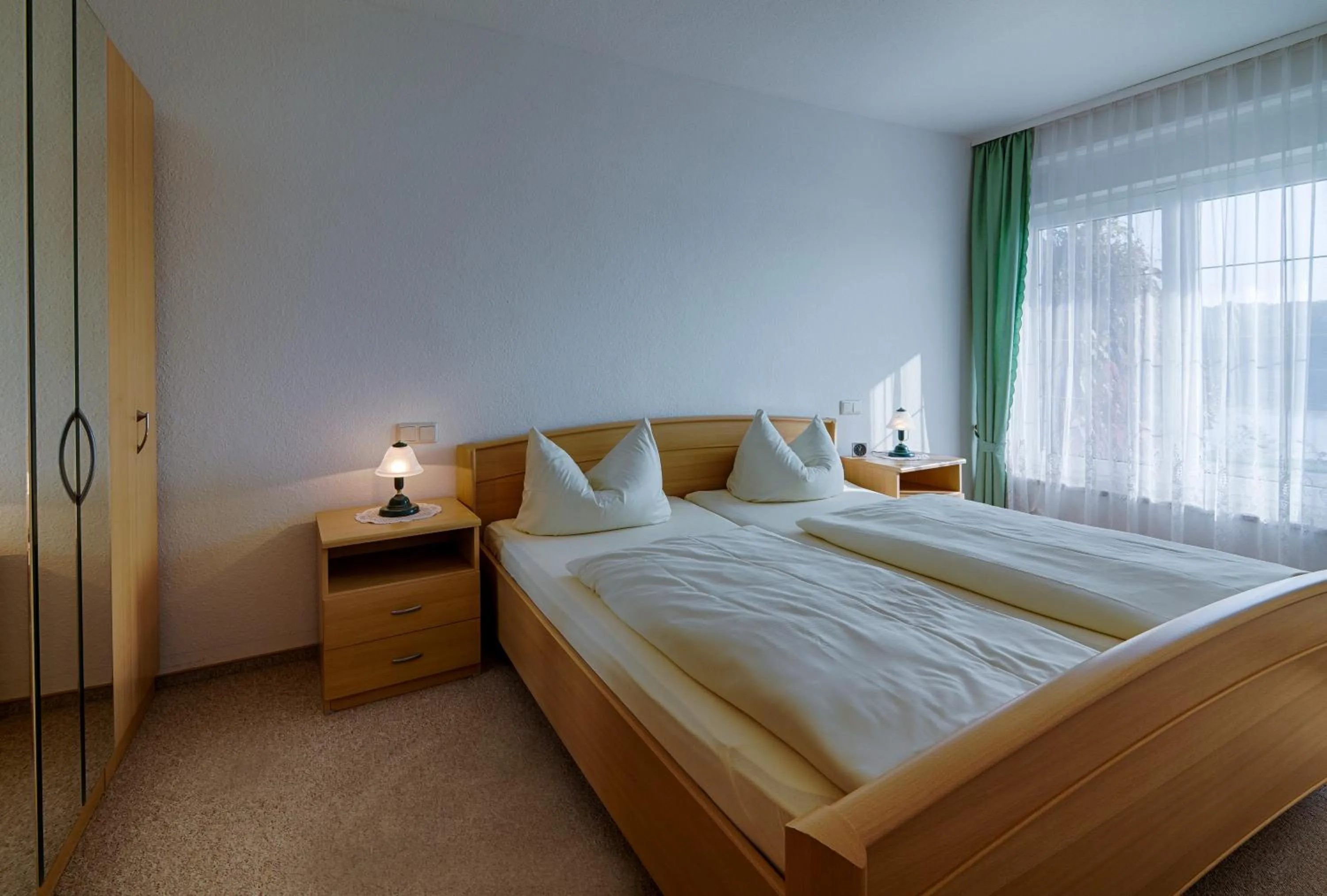 Photo of the whole room, Bed in Elbterrassen zu Brambach