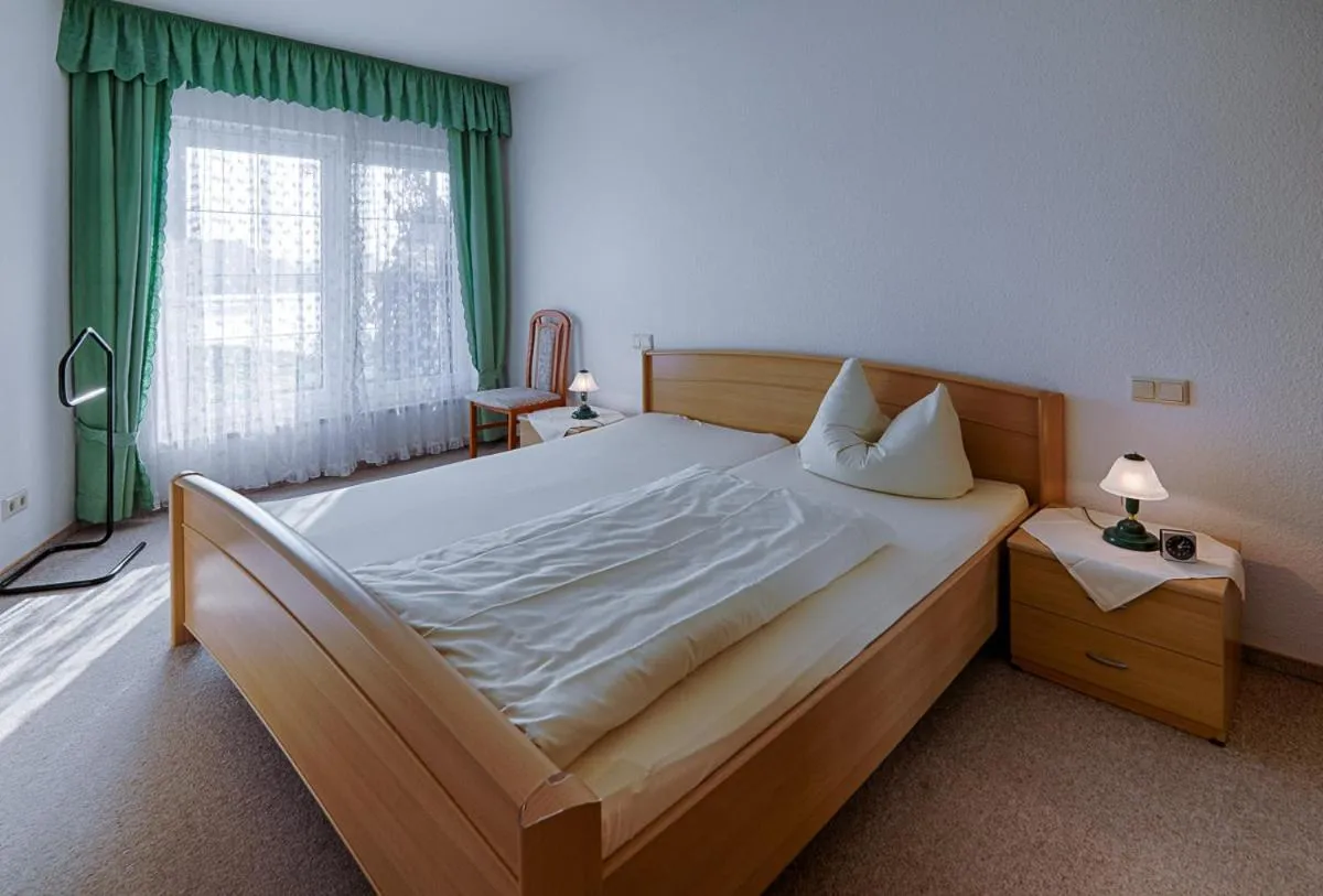 Bedroom, Bed in Elbterrassen zu Brambach