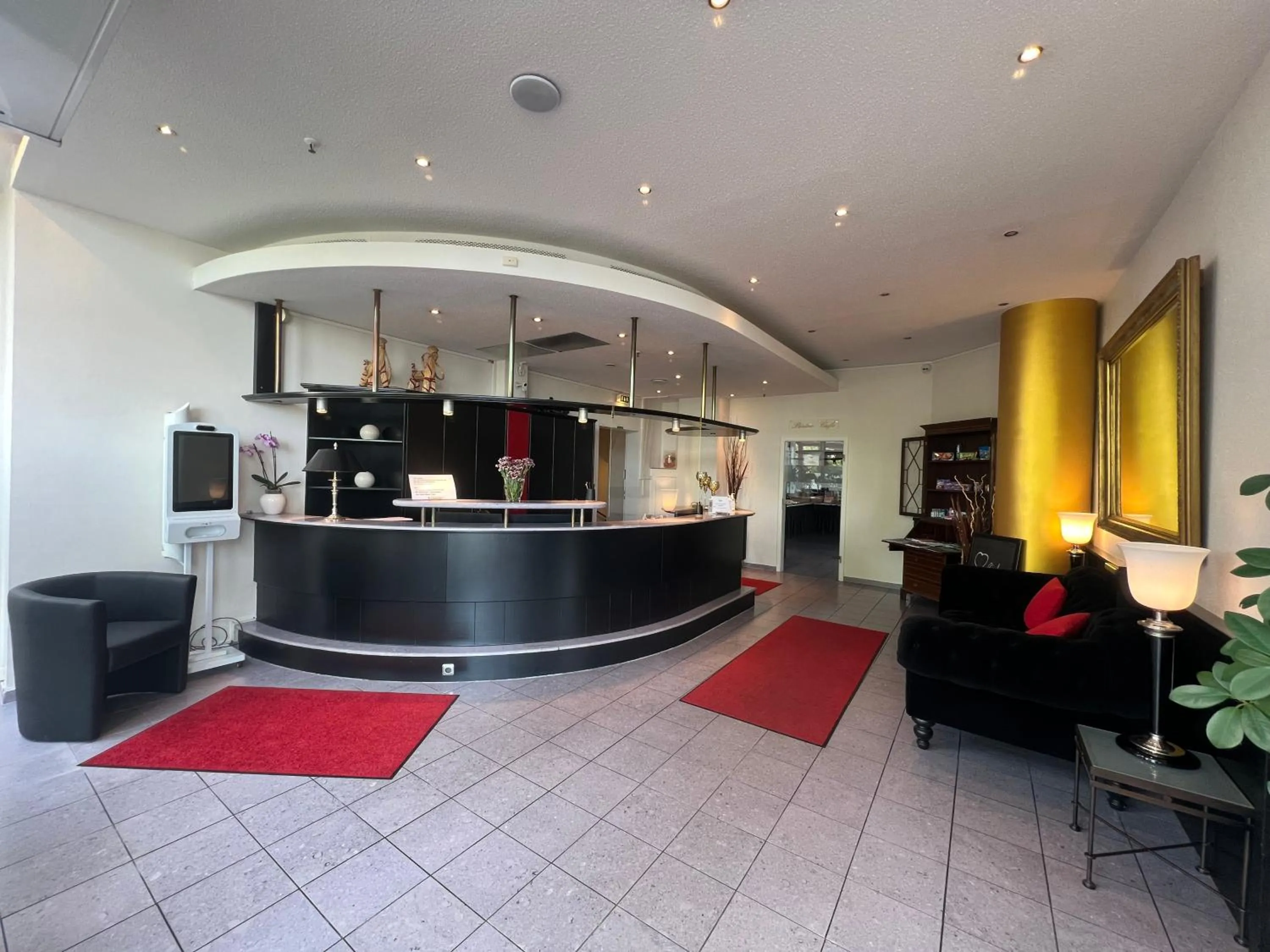 Lobby or reception in Hotel Mozart
