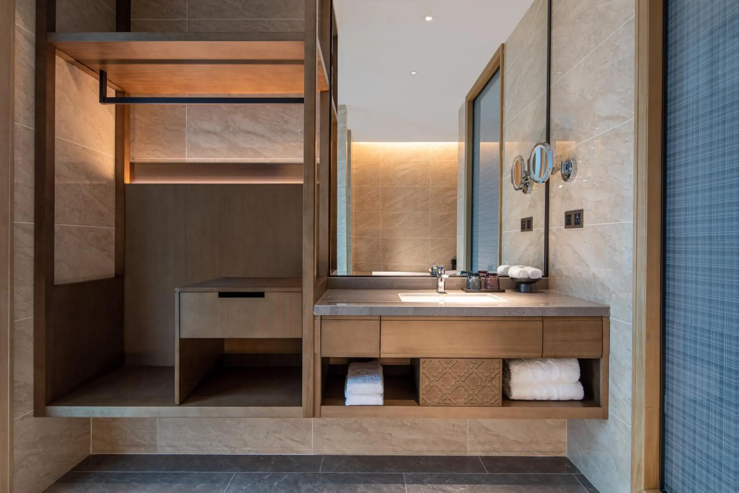 Deluxe Double Room in C&D Hotel,Xiamen Xiang'an-Late Check Out & Free Welcome Snacks Deluxe Double Room in C&D Hotel,Xiamen Xiang'an-Late Check Out & Free Welcome Snacks