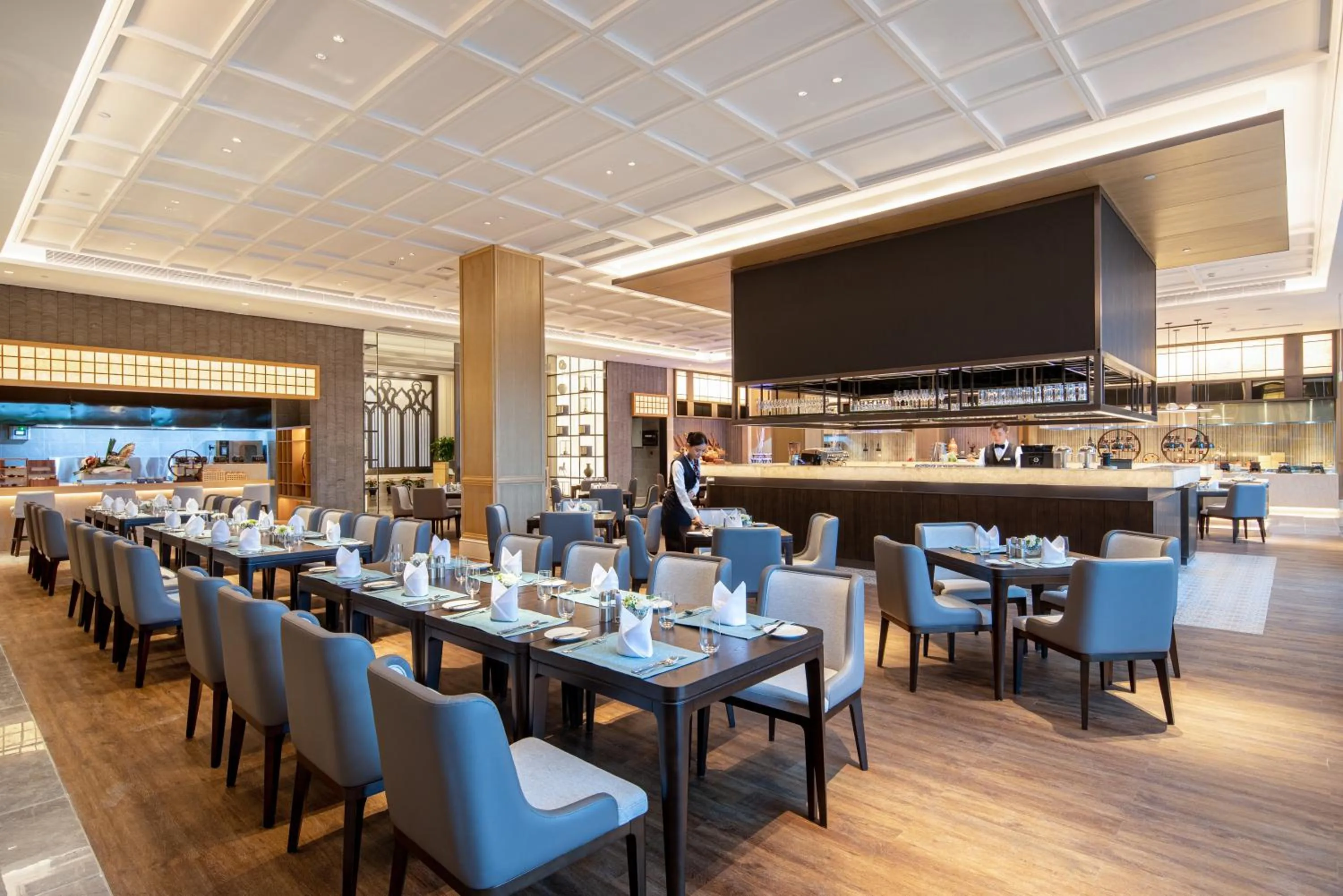 Restaurant/places to eat in C&D Hotel,Xiamen Xiang'an-Late Check Out & Free Welcome Snacks