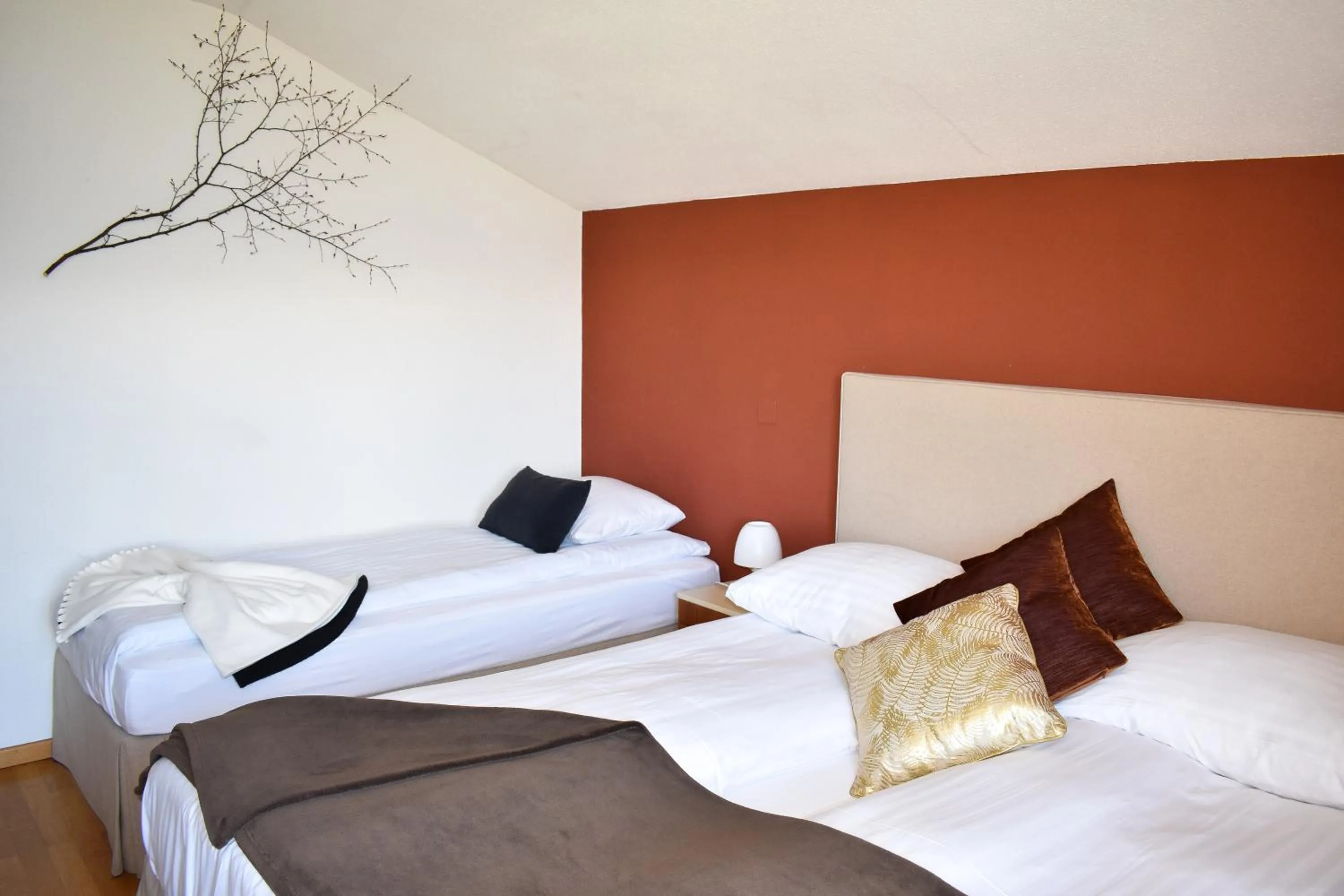 Photo of the whole room, Bed in Hostellerie d'Orzival