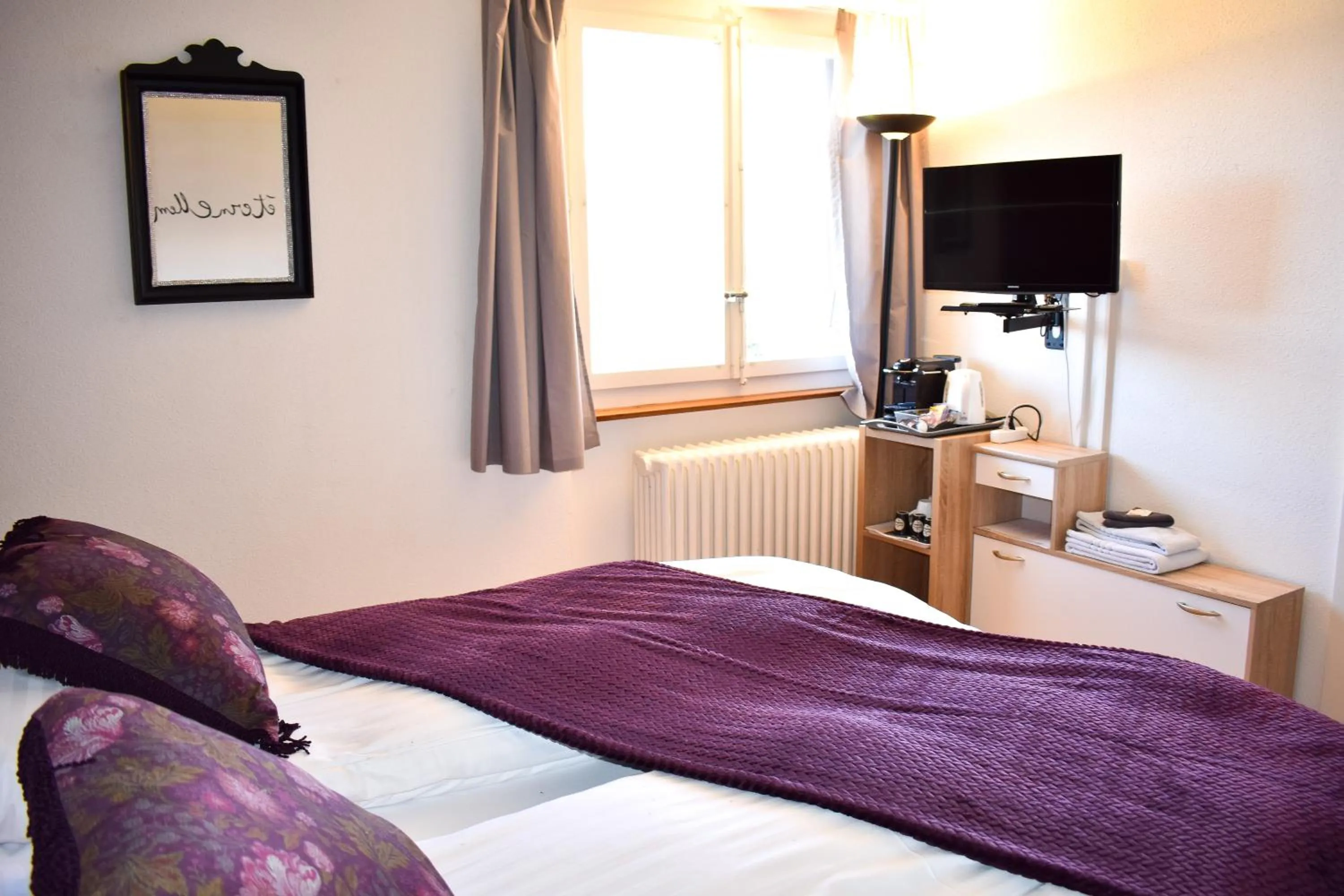 Bedroom, Bed in Hostellerie d'Orzival