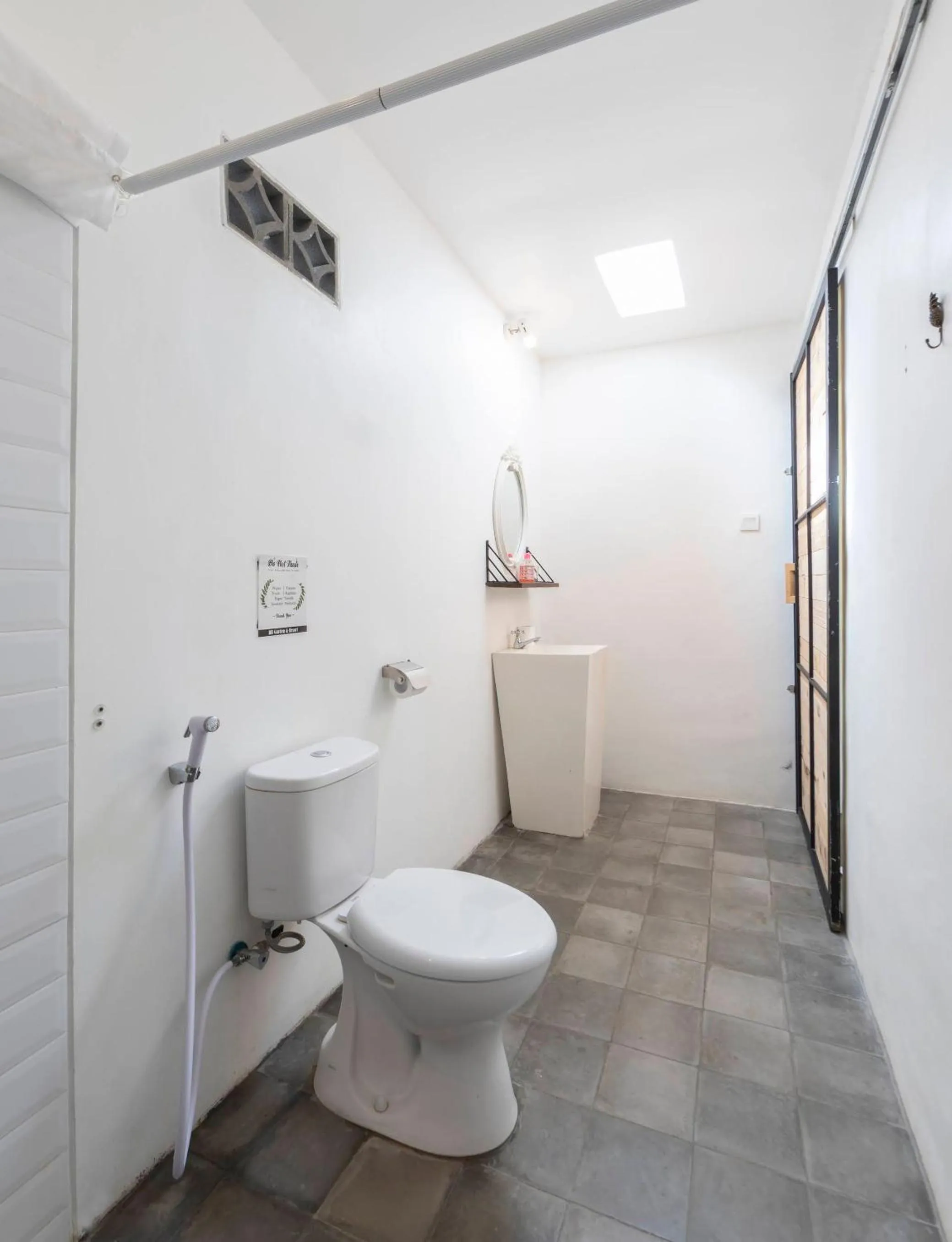 Toilet in BB Garden Resort