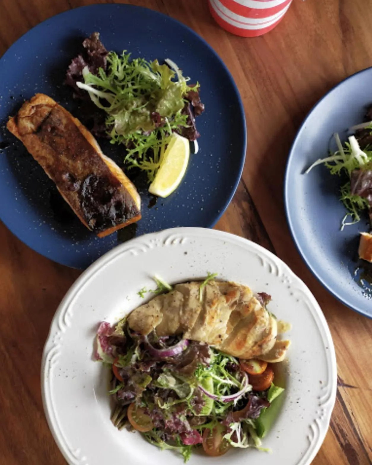 Restaurant/places to eat in BB Garden Resort