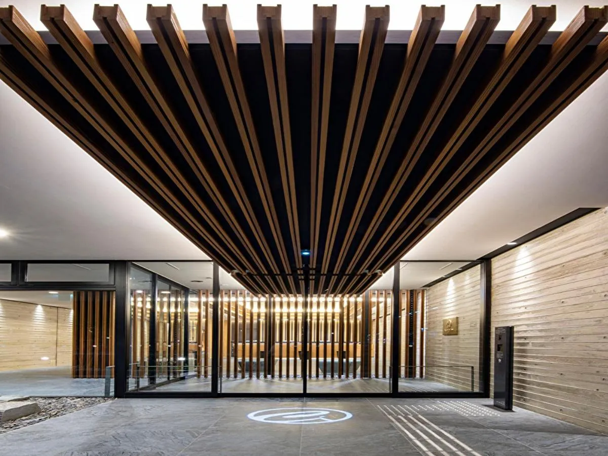 JR Clement Inn Kochi