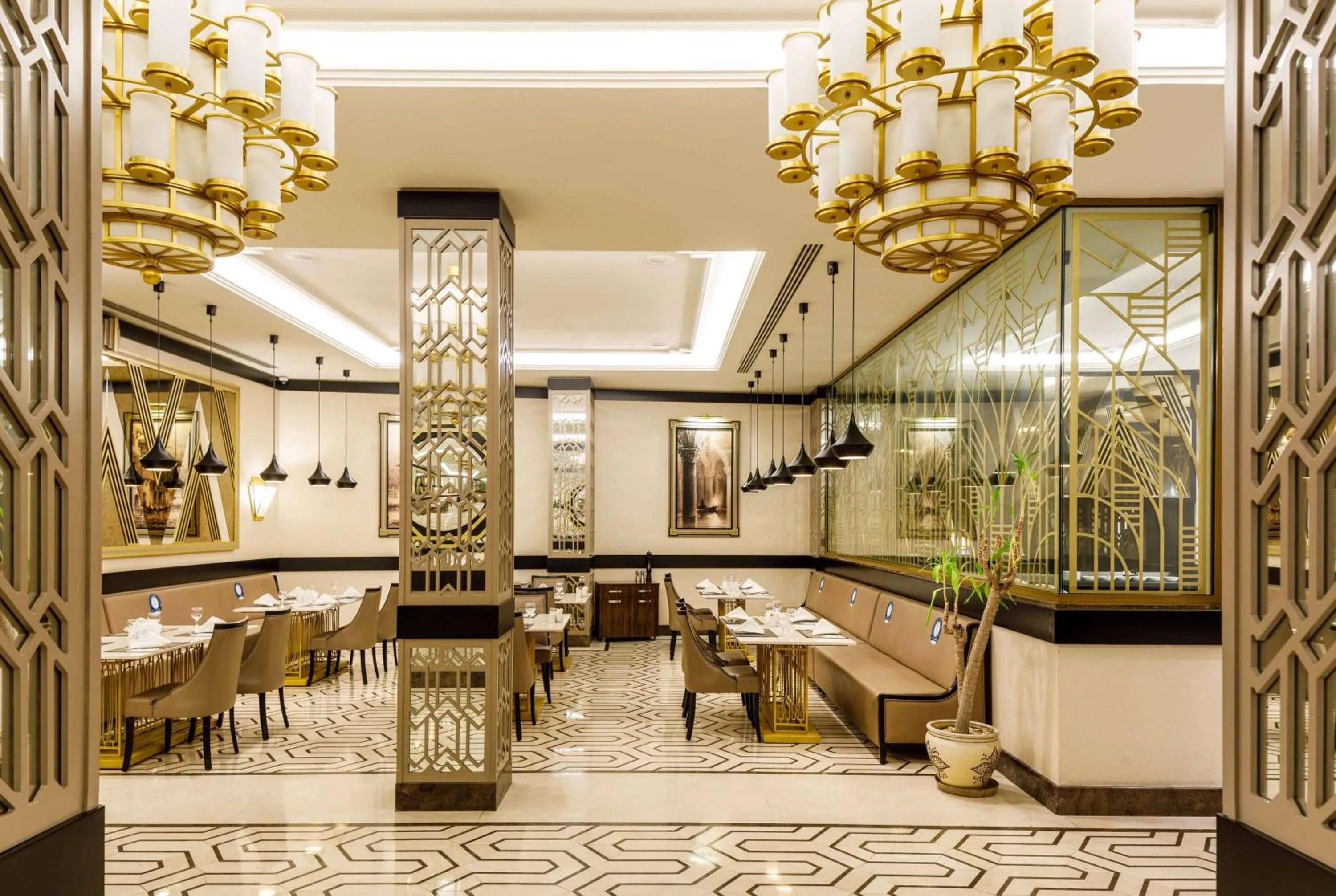 Restaurant/places to eat in Ramada by Wyndham Istanbul Golden Horn
