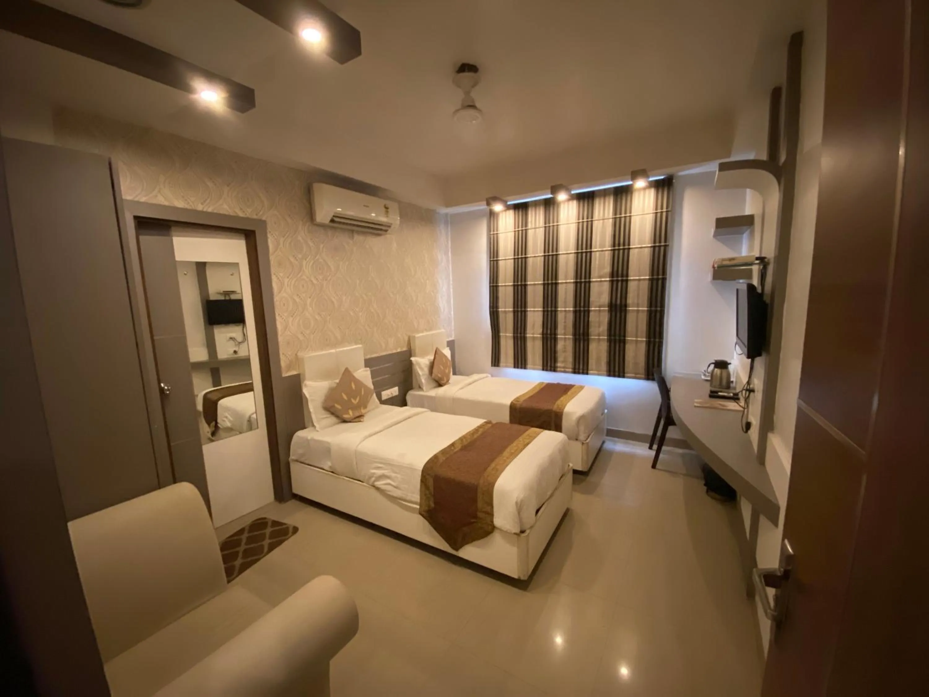 Bedroom, Bed in Starlit Select Nirvana