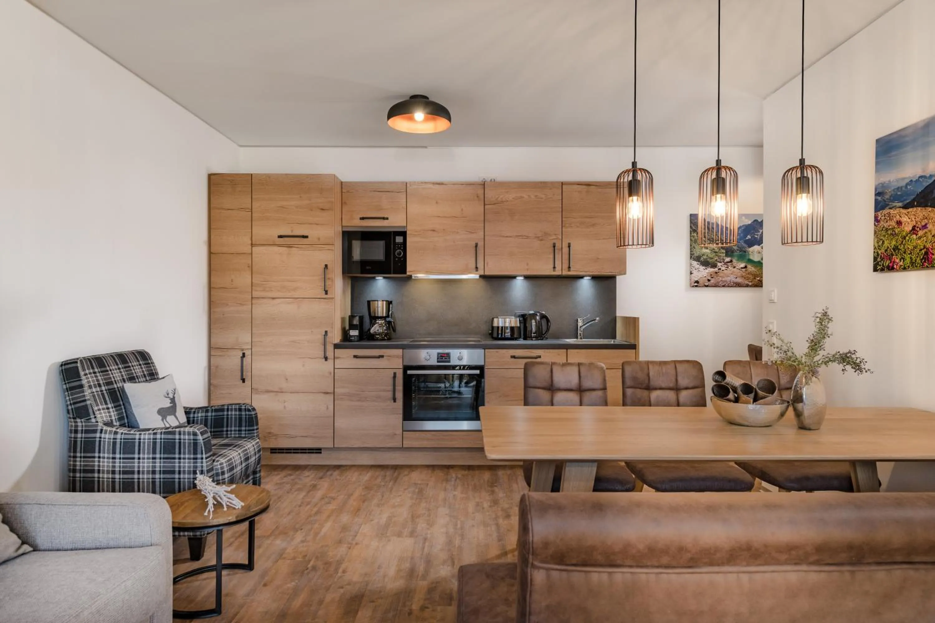 Kitchen or kitchenette in AlpenParks Hotel & Apartment Hochkönig