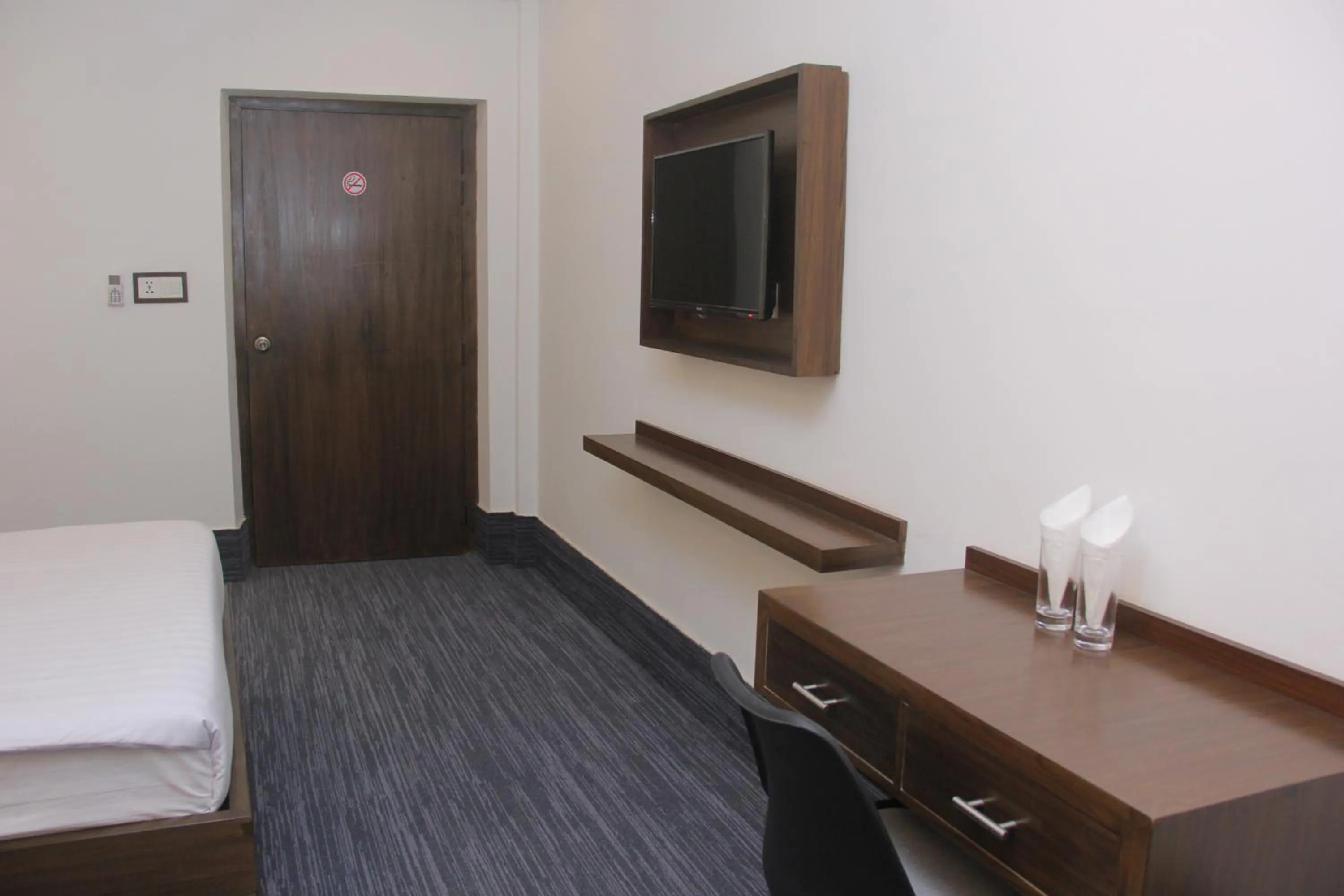 TV and multimedia, Bed in Hotel Zakaria International