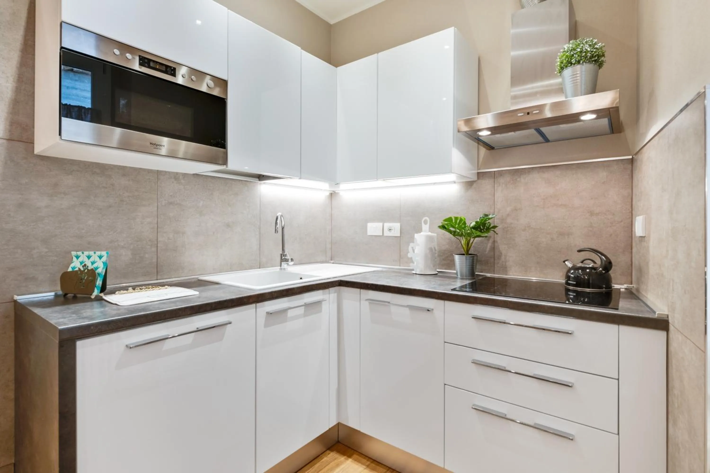 Kitchen or kitchenette in GuestHost - Palazzo Pitti & Ponte Vecchio Cozy Flat