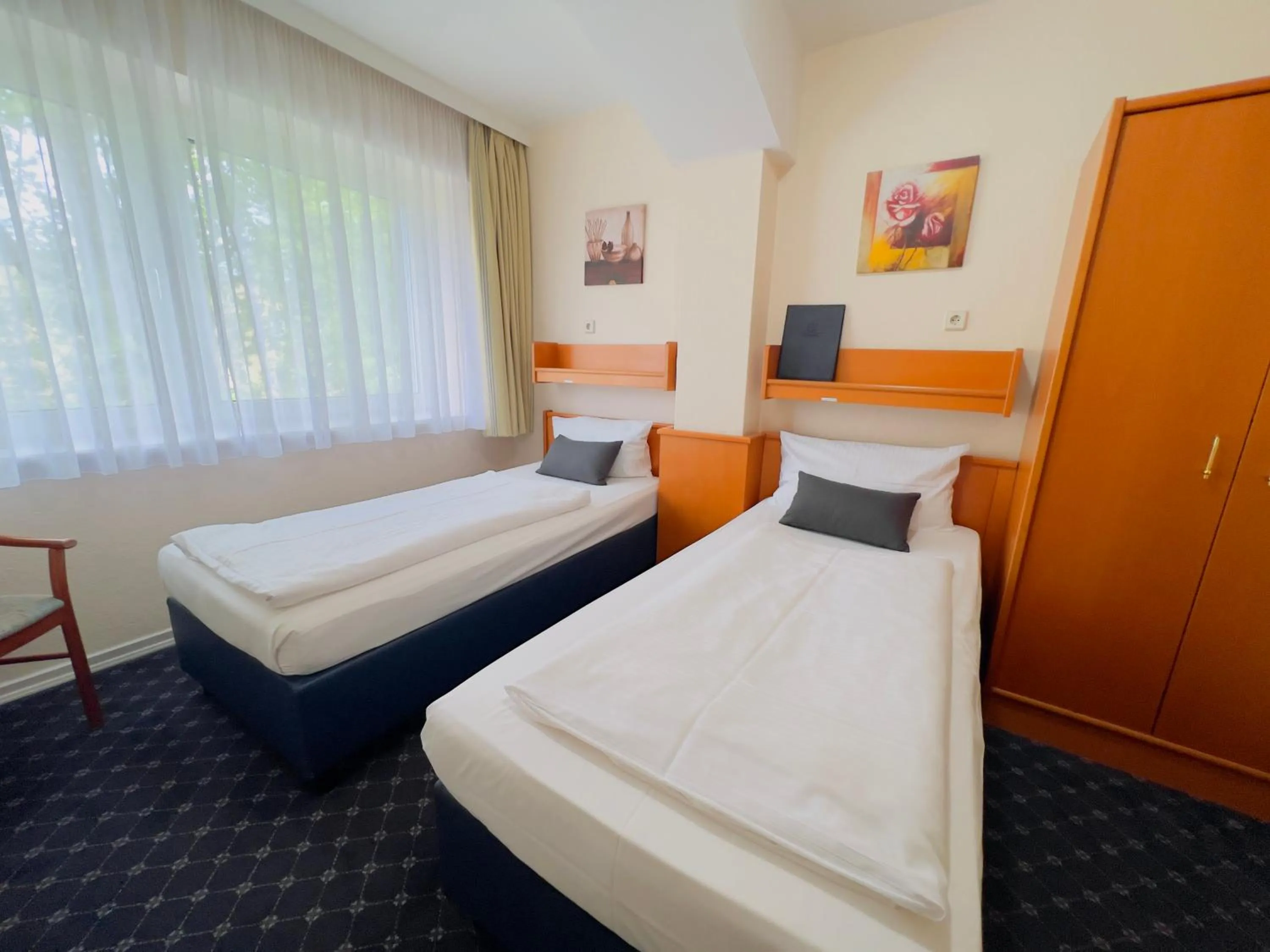 Bed in Elbbrücken Hotel