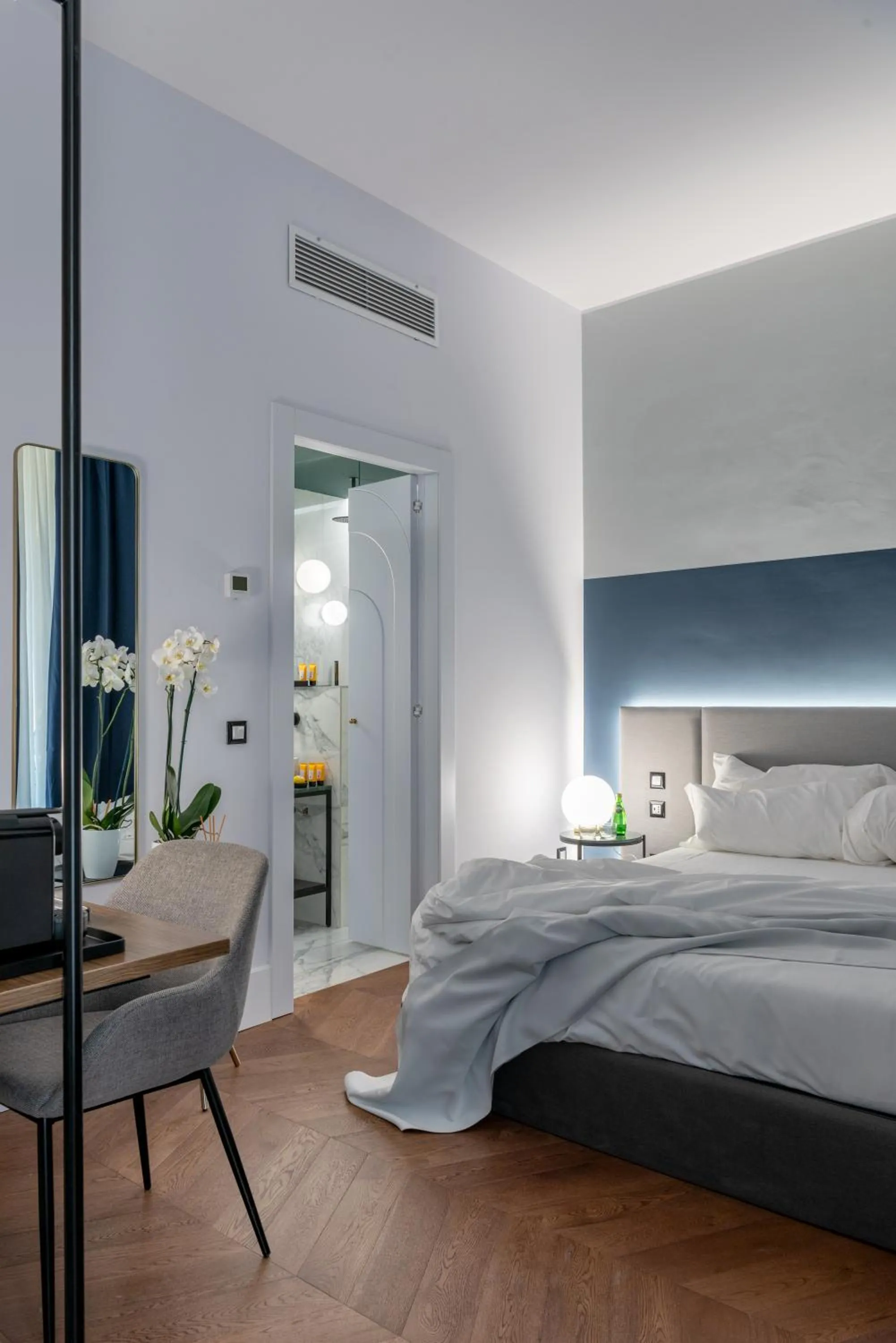 Bedroom, Bed in M20 Boutique Hotel