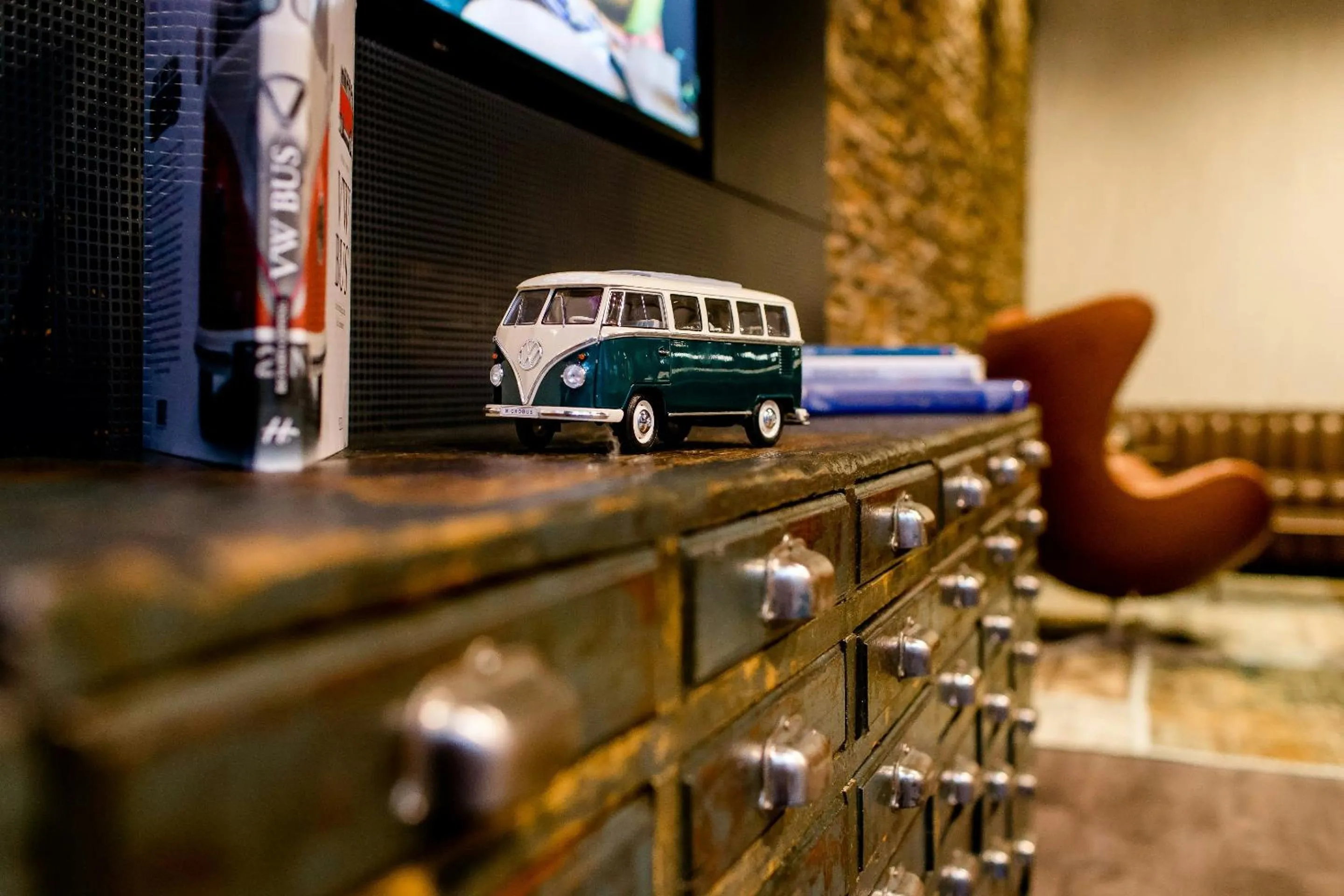 Lounge or bar in Motel One Frankfurt-Eastside