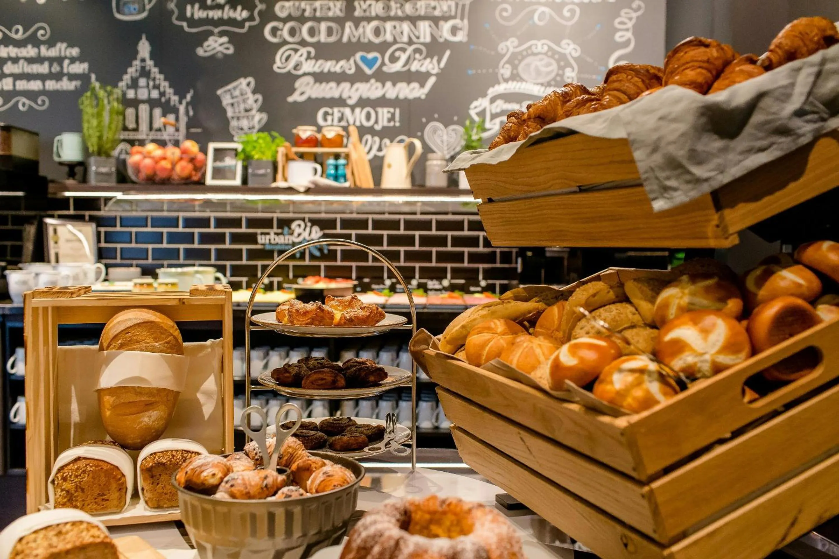 Buffet breakfast in Motel One Frankfurt-Eastside