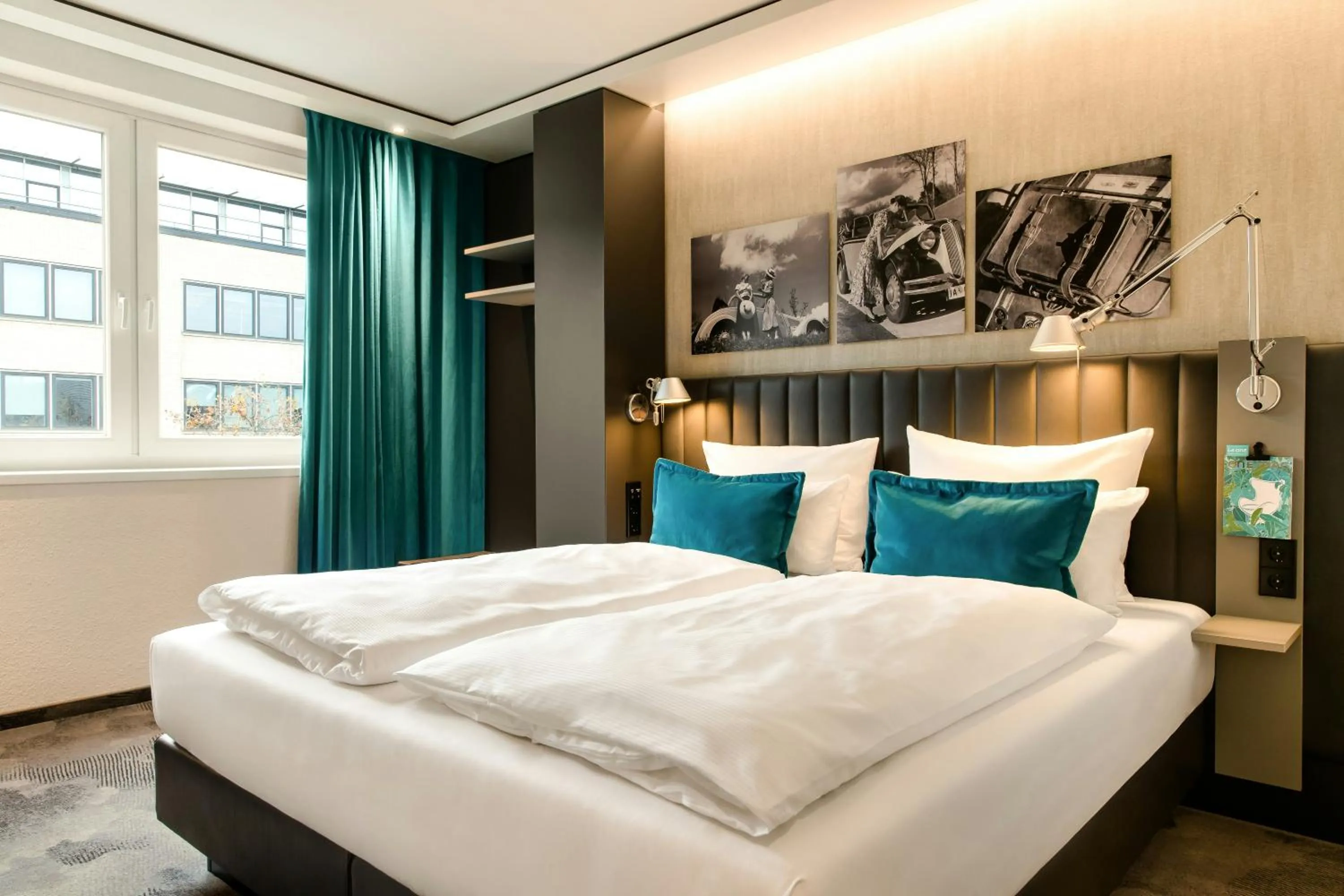 Bedroom, Bed in Motel One Frankfurt-Eastside