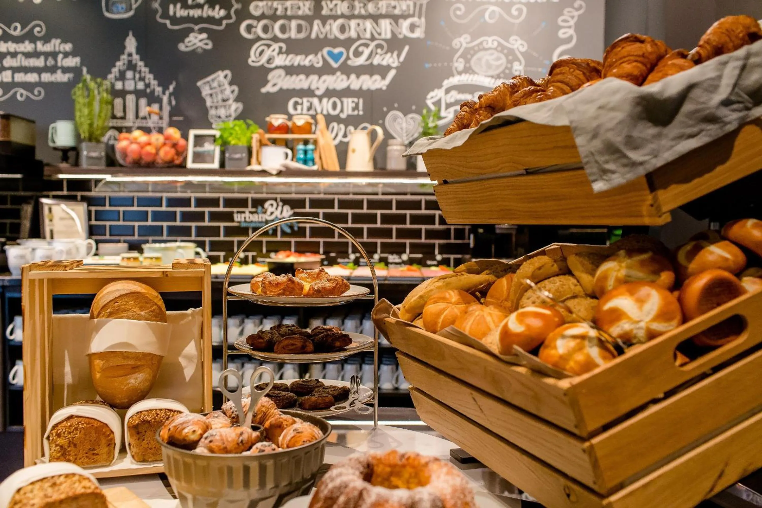 Buffet breakfast in Motel One Frankfurt-Eastside