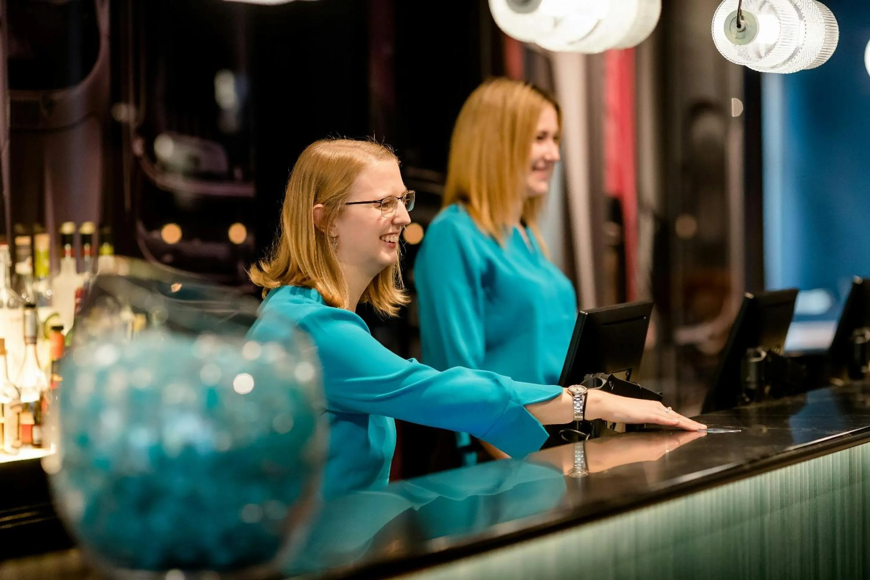 Lobby or reception in Motel One Frankfurt-Eastside
