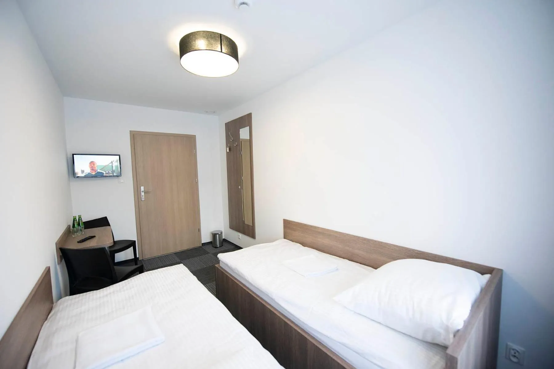 Photo of the whole room, Bed in Hostel SMS FREE PARKING