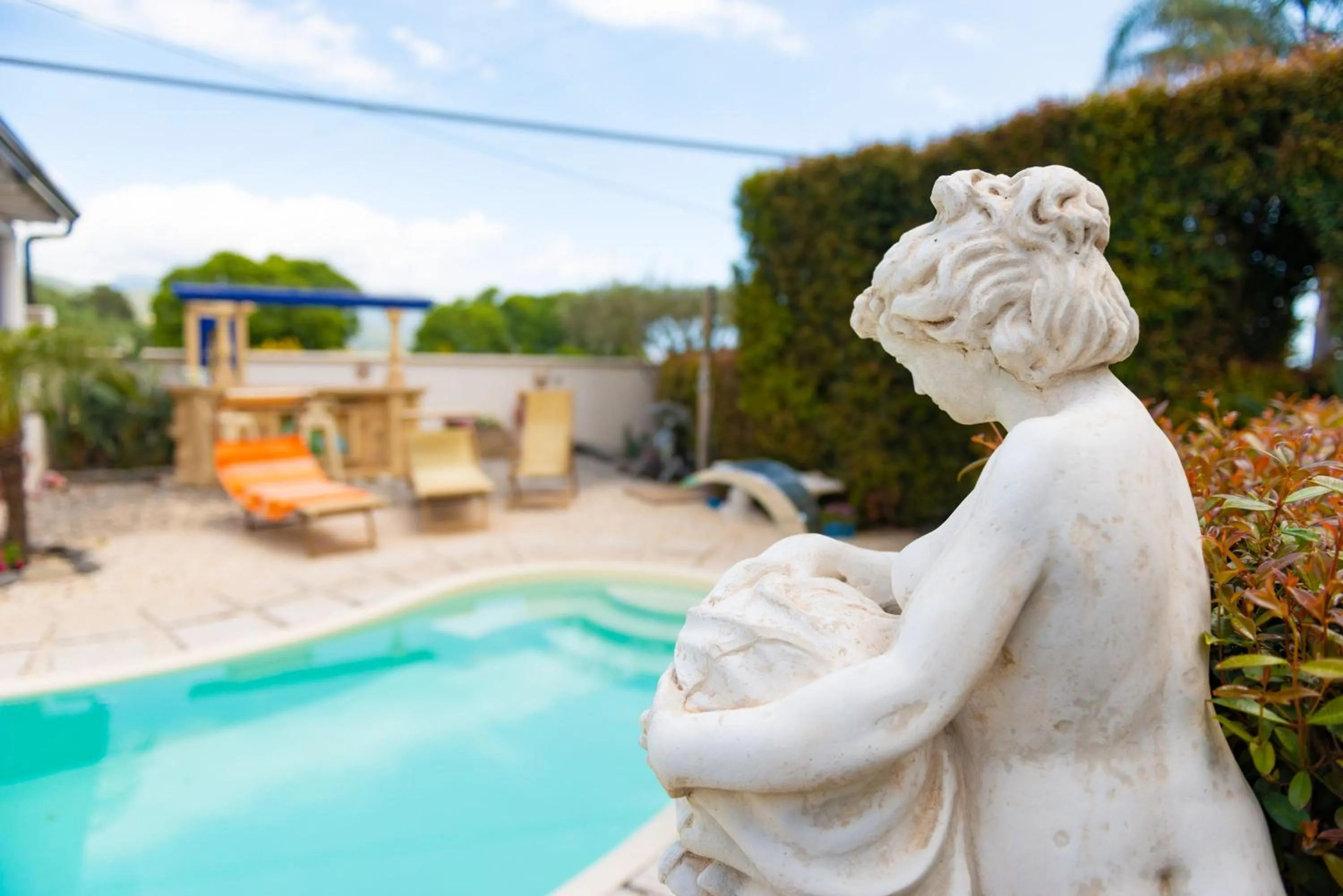 Swimming pool in Ai confini dell Etna 1