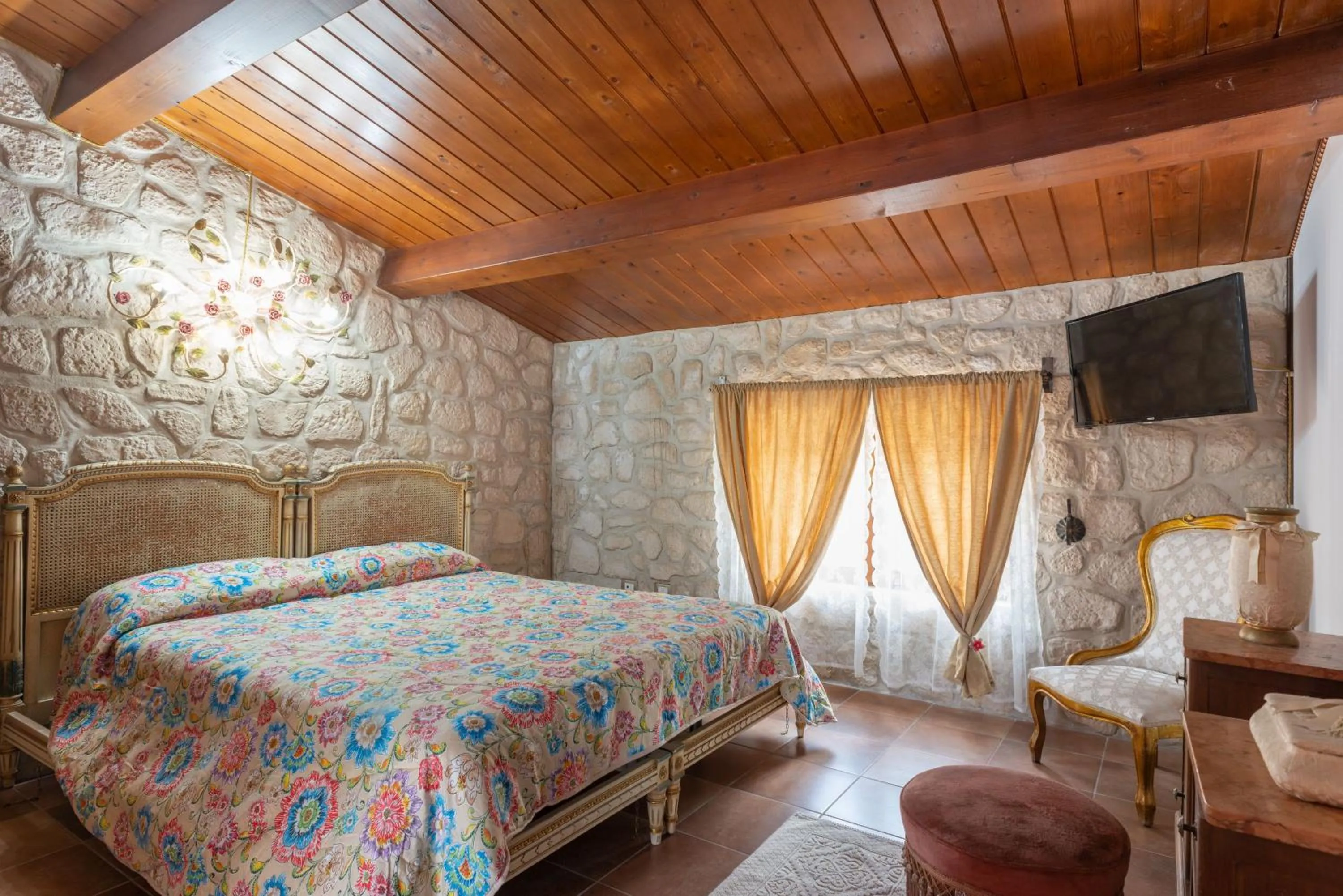 Bedroom, Bed in Ai confini dell Etna 1