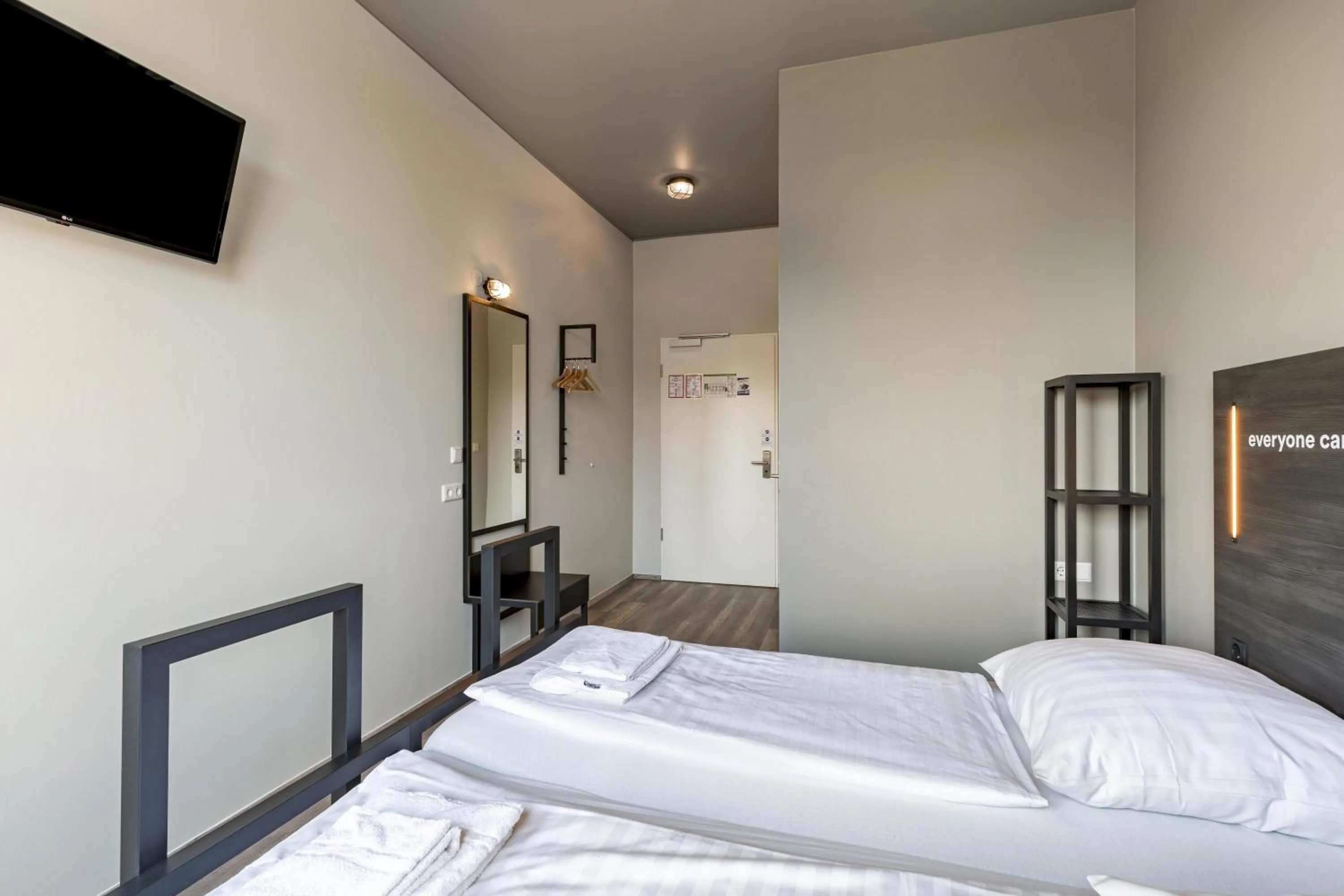 Photo of the whole room, Bed in a&o Aachen Hauptbahnhof