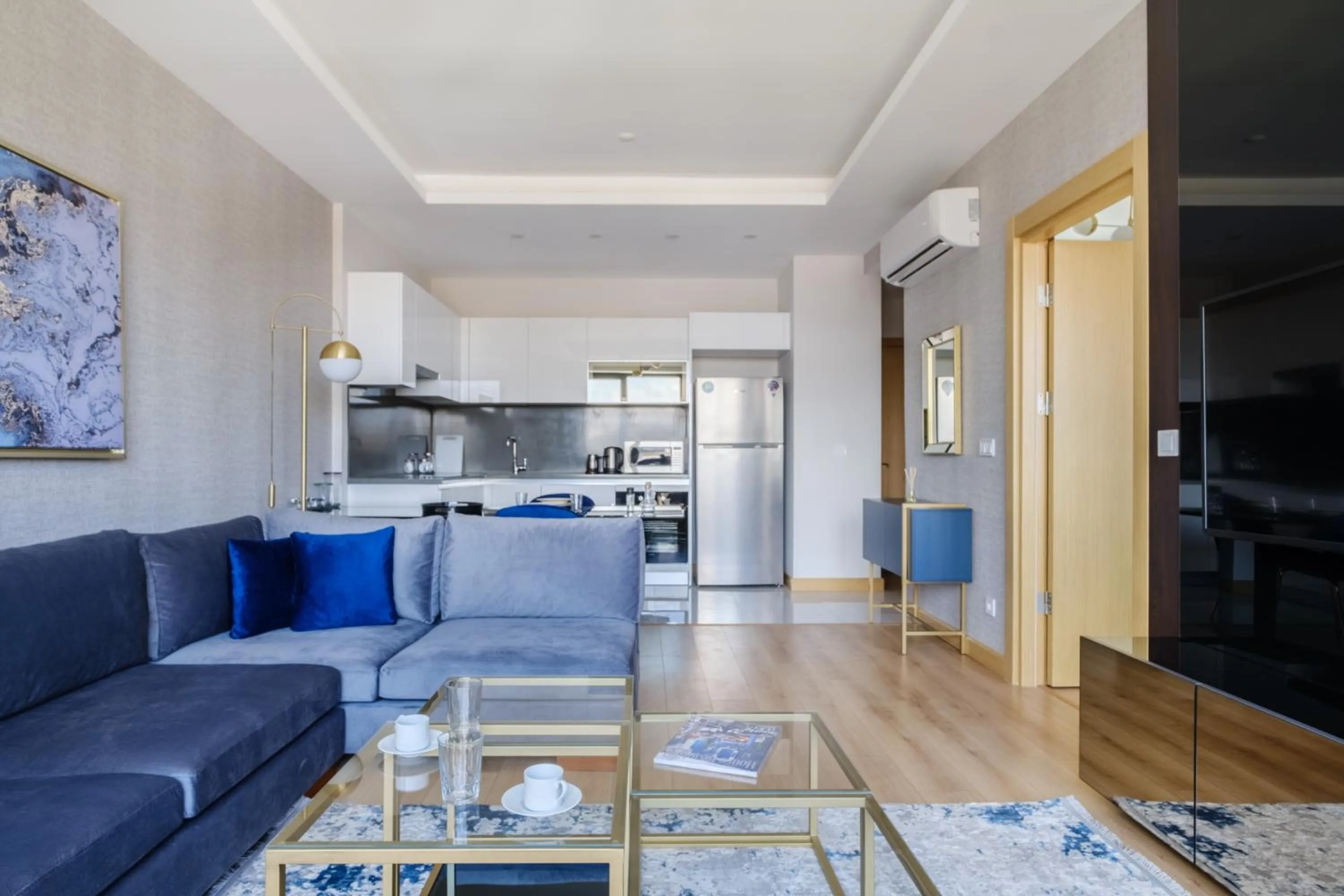 Living room in Grand Residence by NewInn