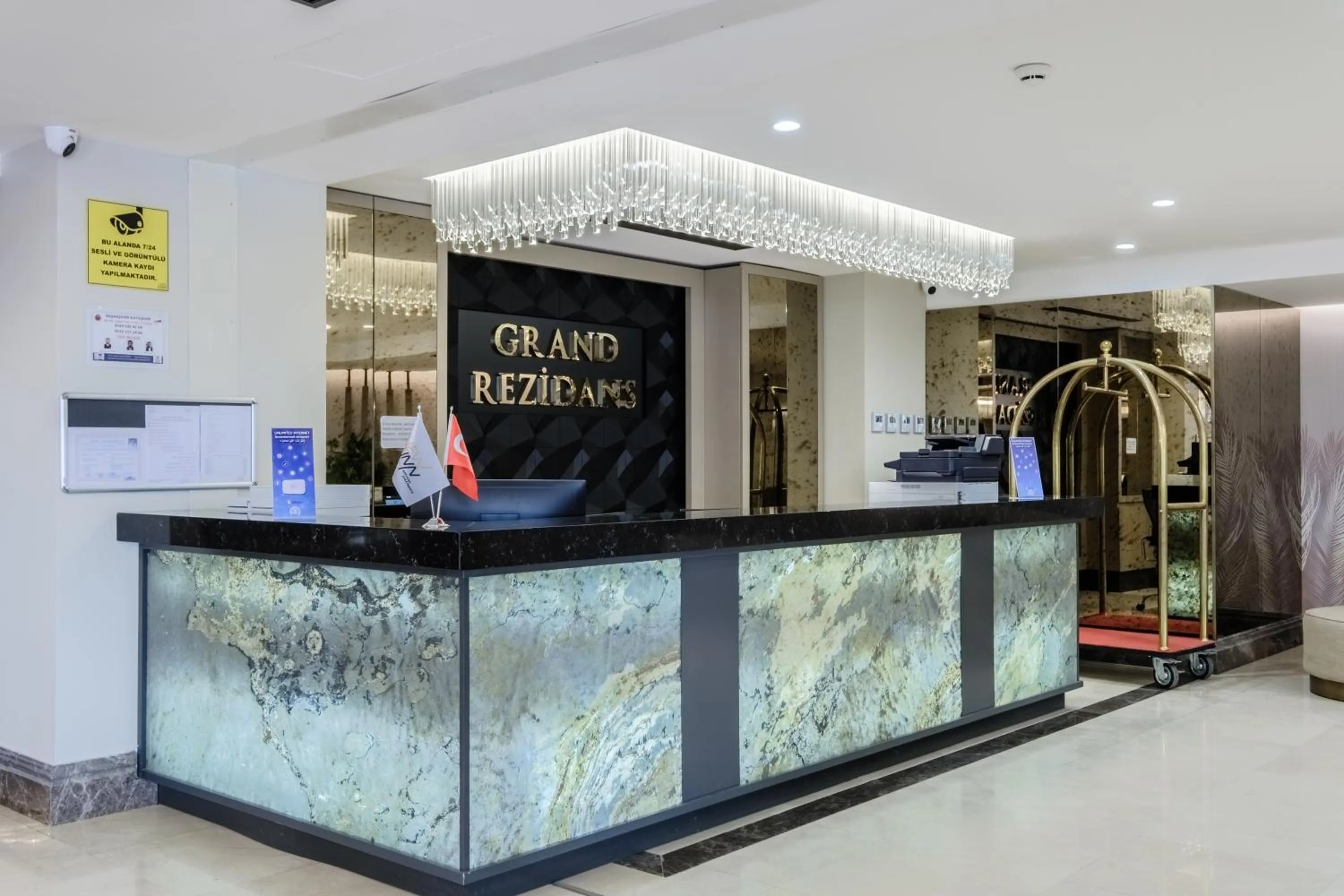 Lobby or reception in Grand Residence by NewInn