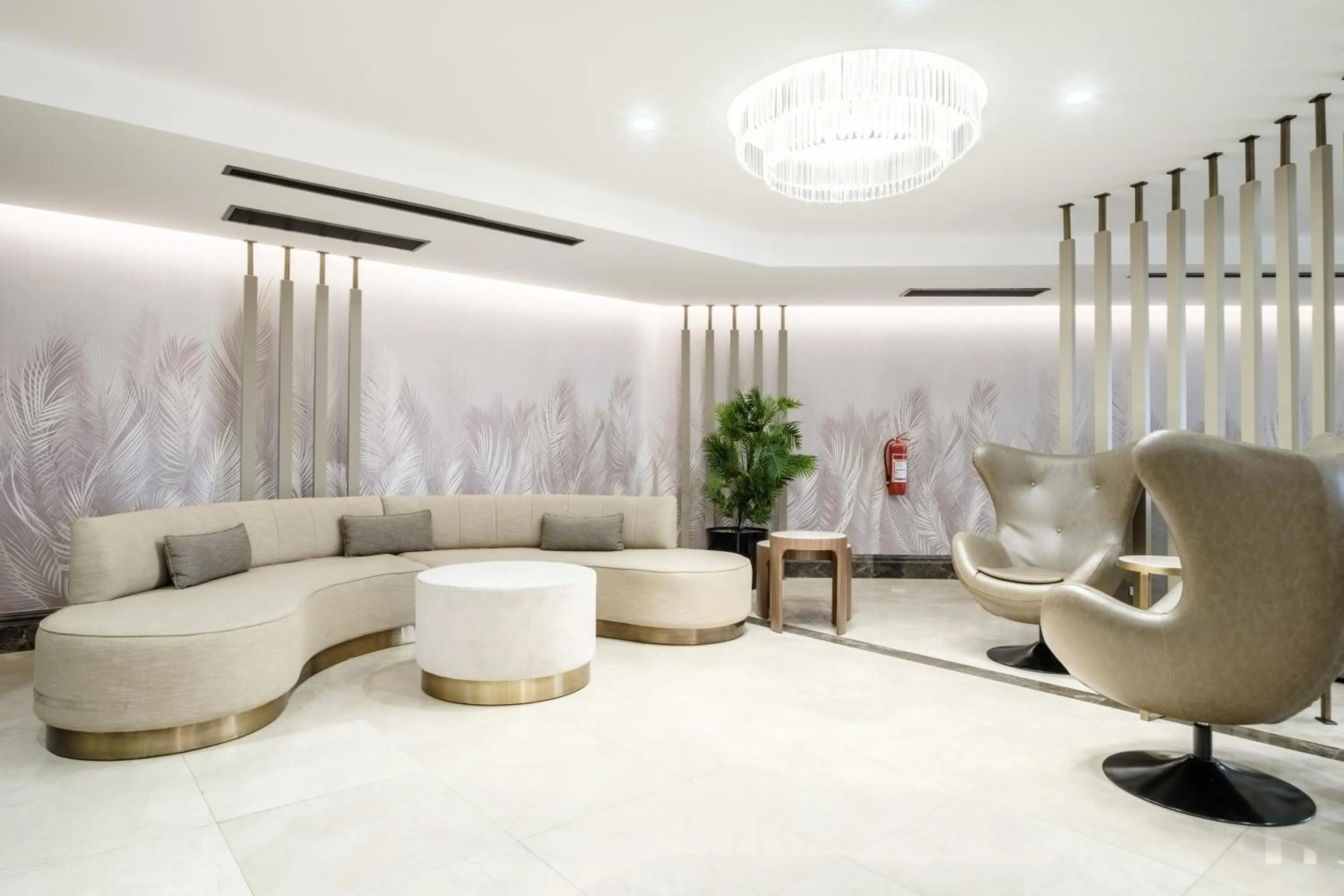 Lobby or reception in Grand Residence by NewInn