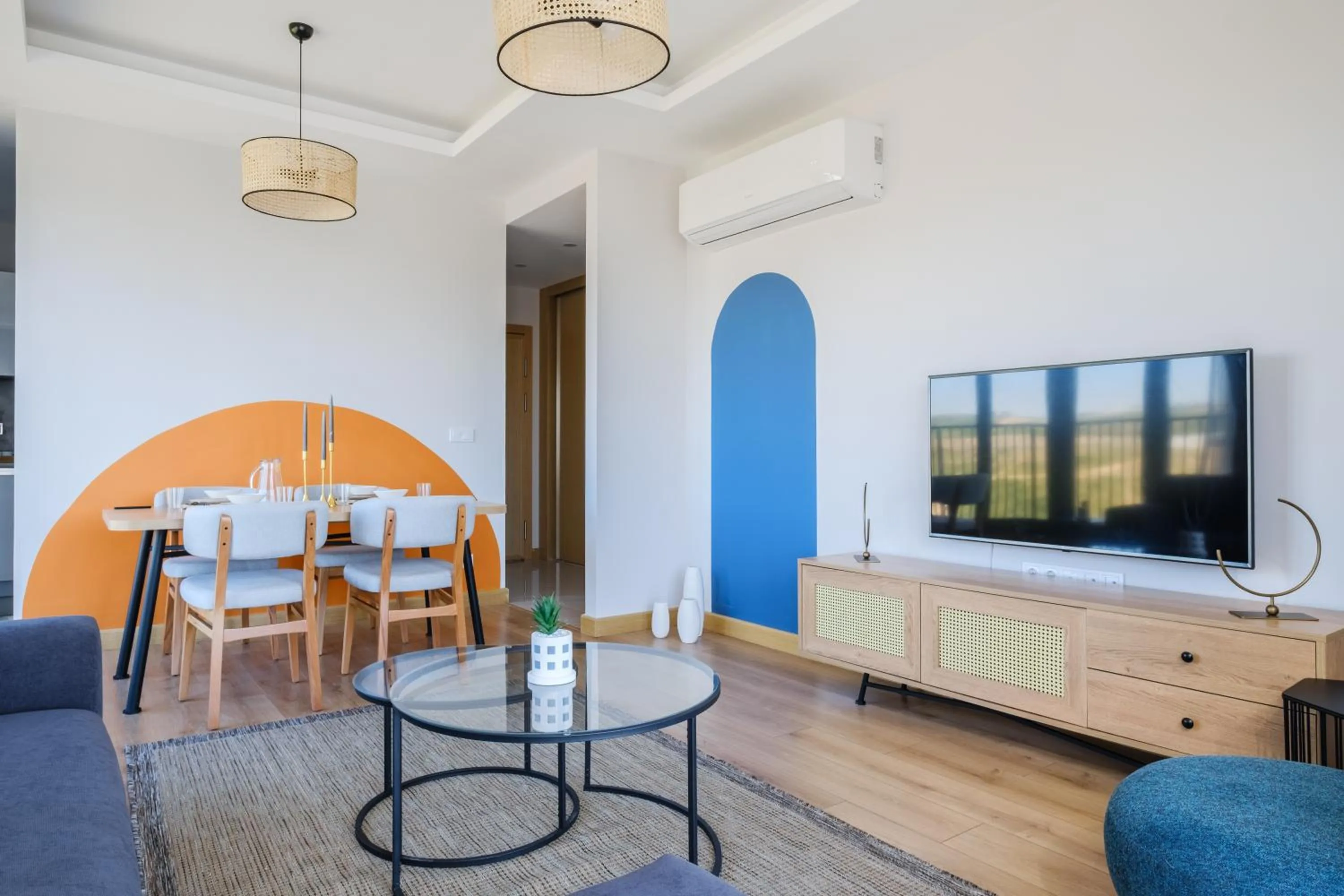 TV and multimedia in Grand Residence by NewInn