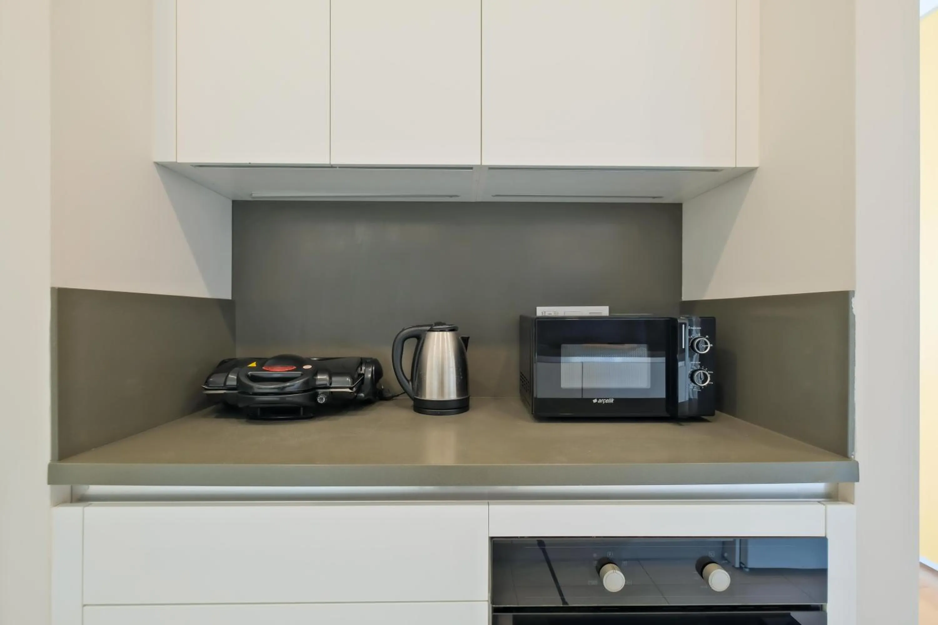 Coffee/tea facilities in Grand Residence by NewInn