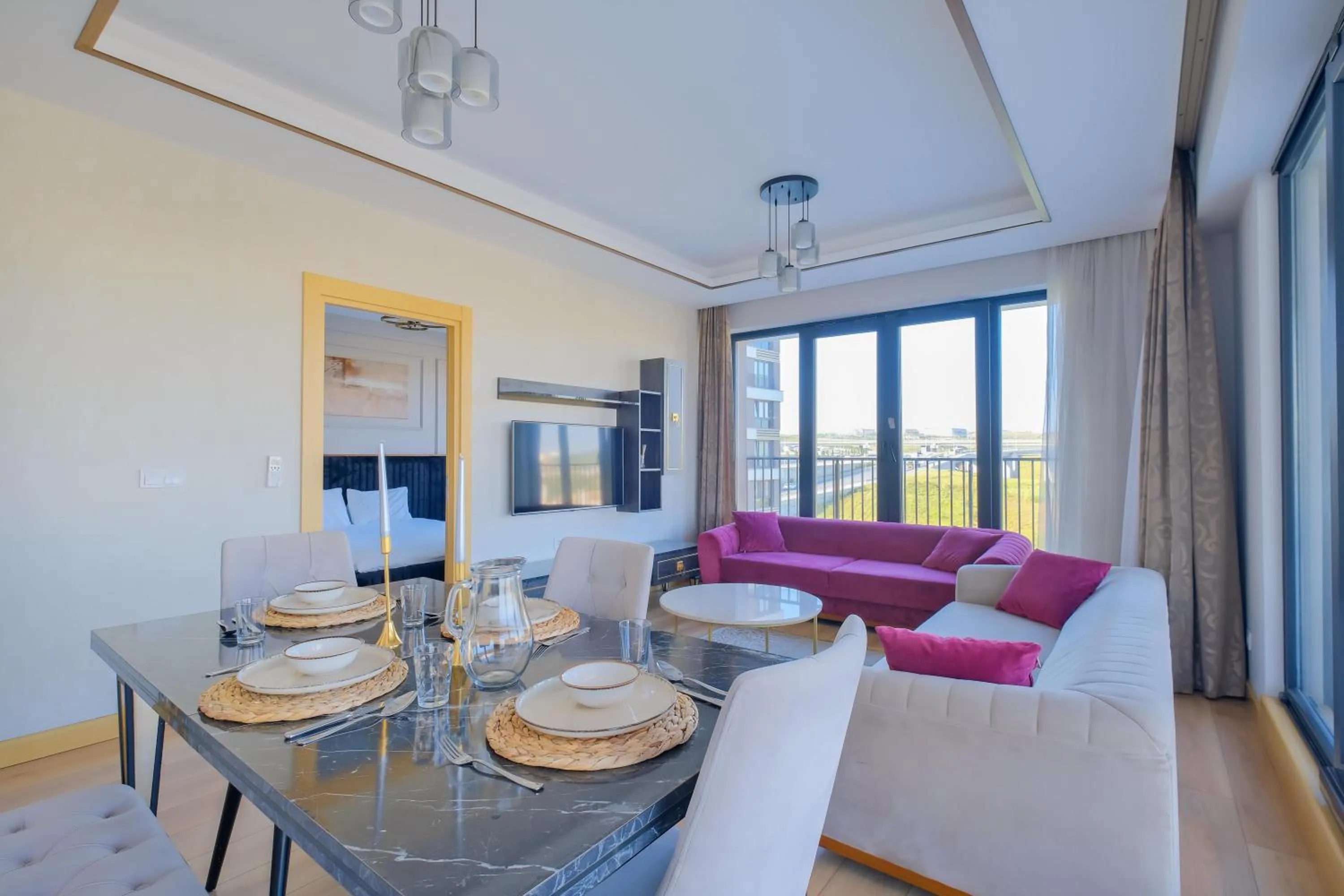 TV and multimedia in Grand Residence by NewInn