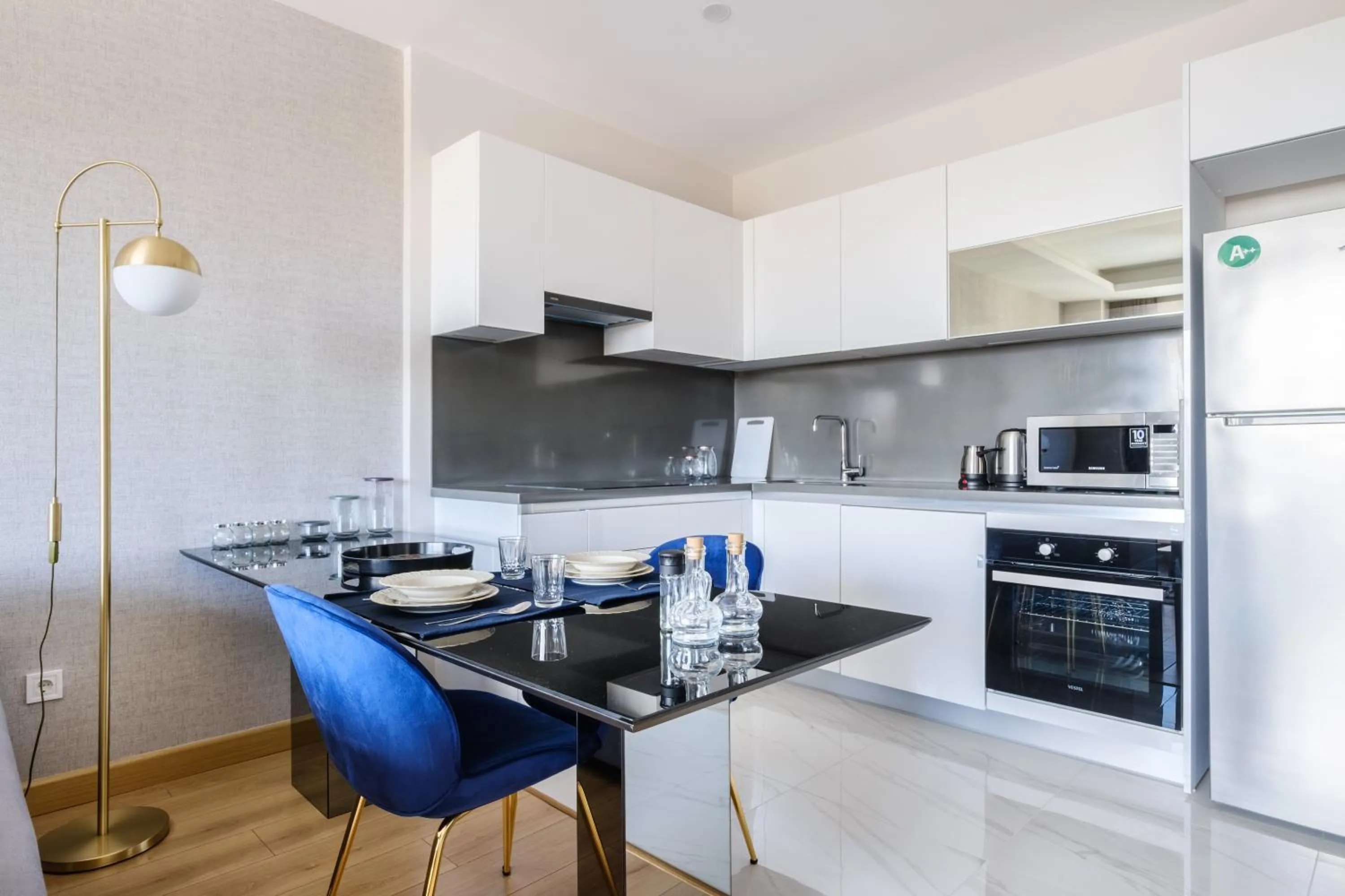 Kitchen or kitchenette in Grand Residence by NewInn