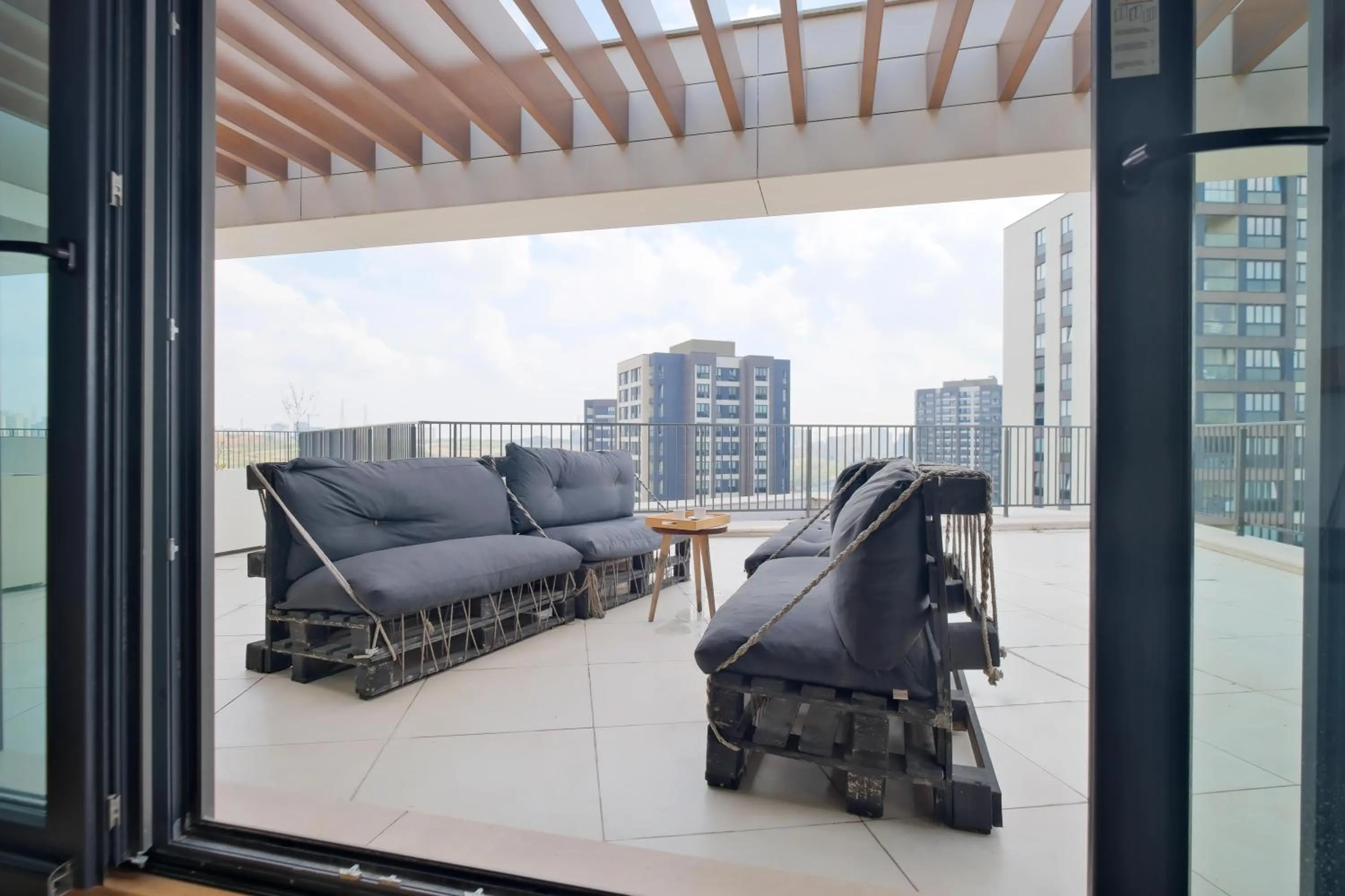 Patio in Grand Residence by NewInn