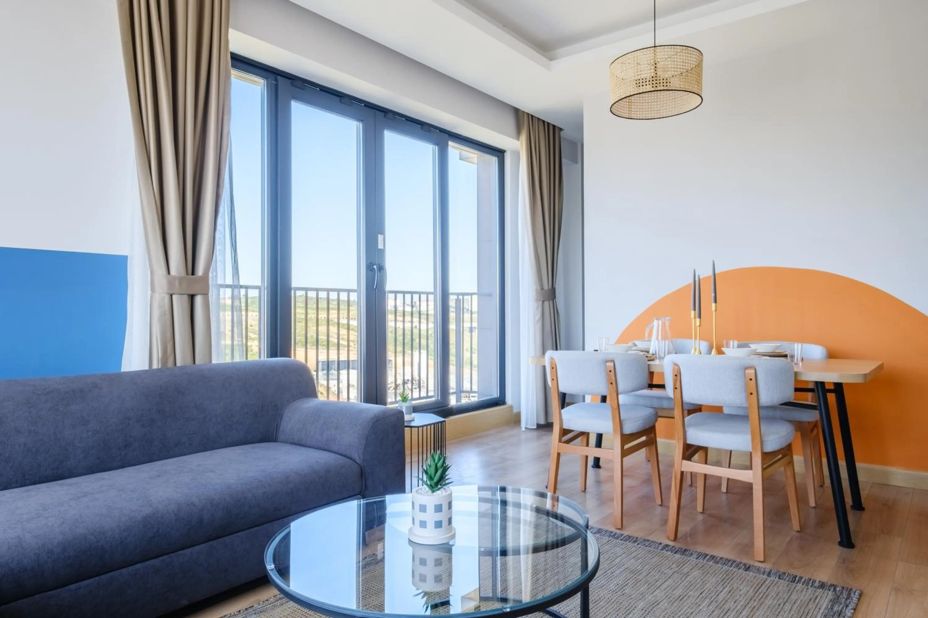 Living room in Grand Residence by NewInn