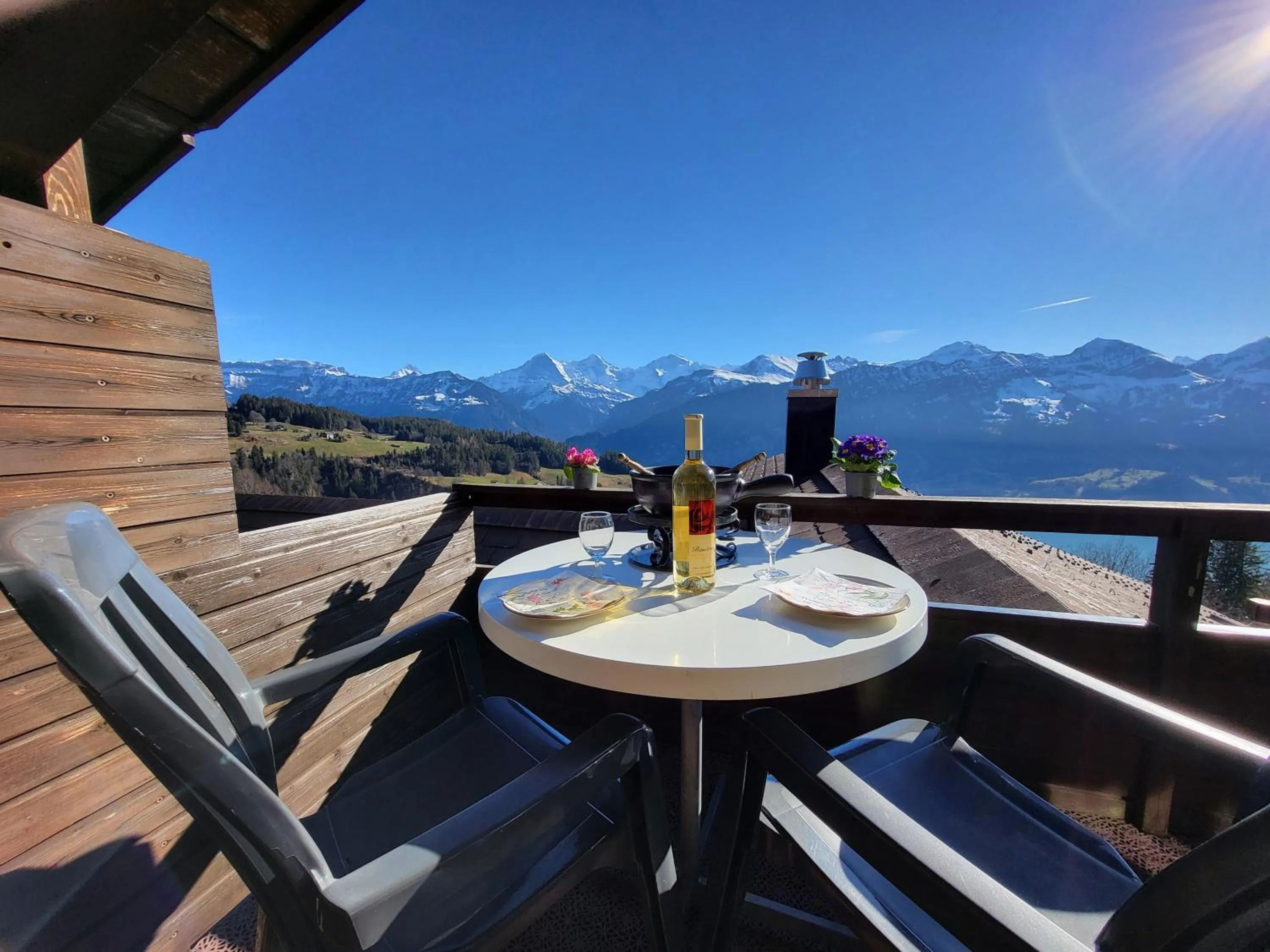 Alpine Balcony 2-Room apartment