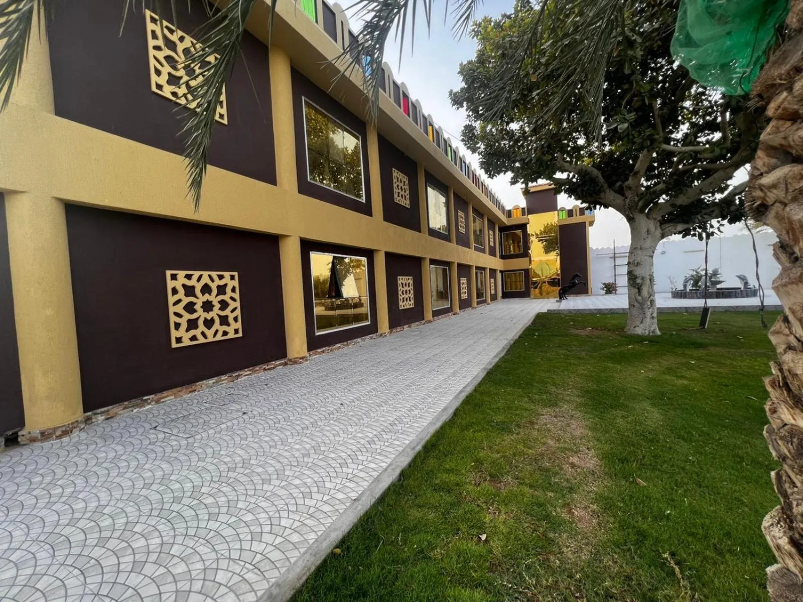 Garden in Daraysh Hotel