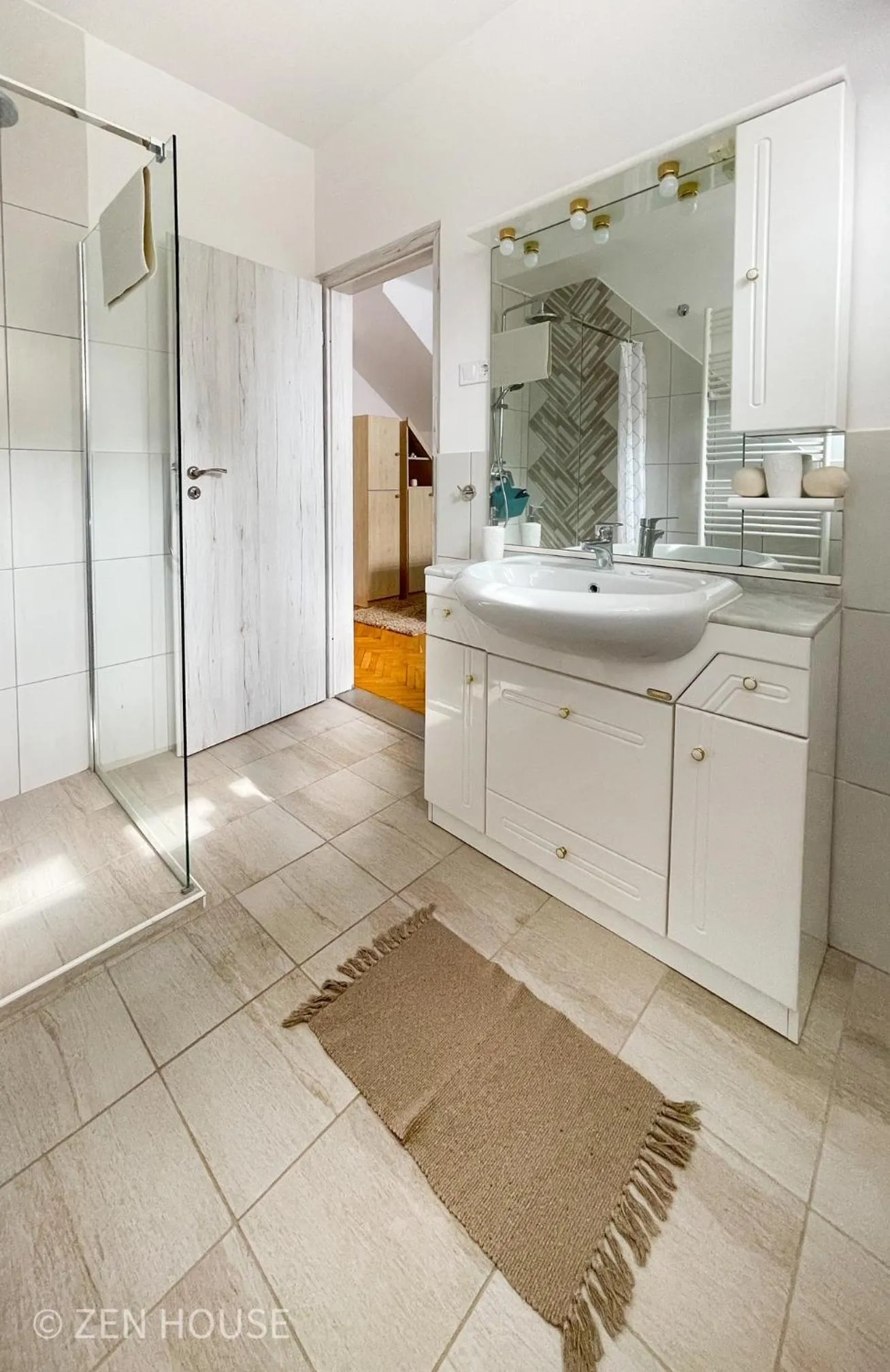 Shower in Zen House ADULT ONLY 16plus