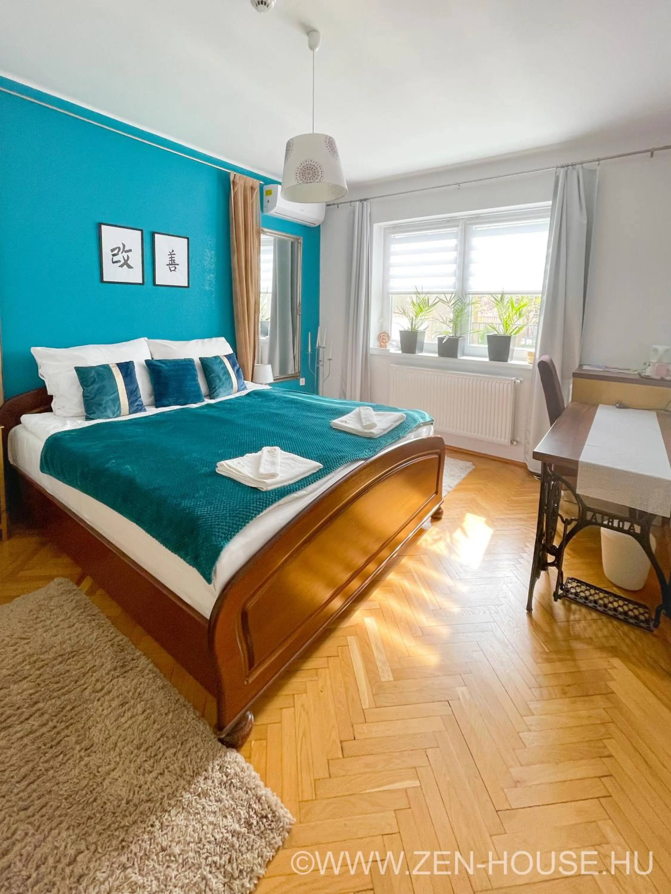 Deluxe Double Room with Shower in Zen House ADULT ONLY 16plus