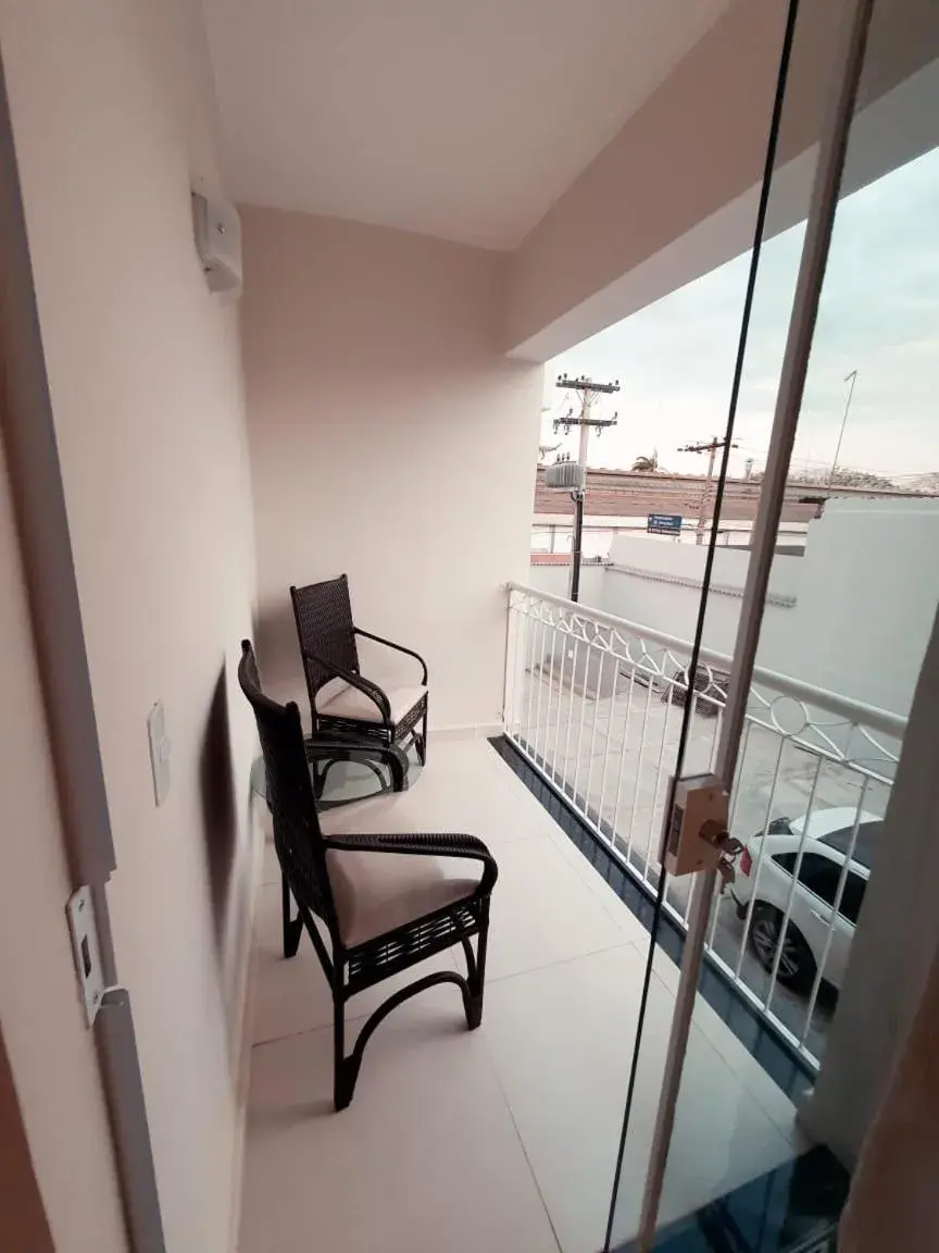 Deluxe Single Room with Balcony - single occupancy in Charles Hotel Deluxe Single Room with Balcony - single occupancy in Charles Hotel