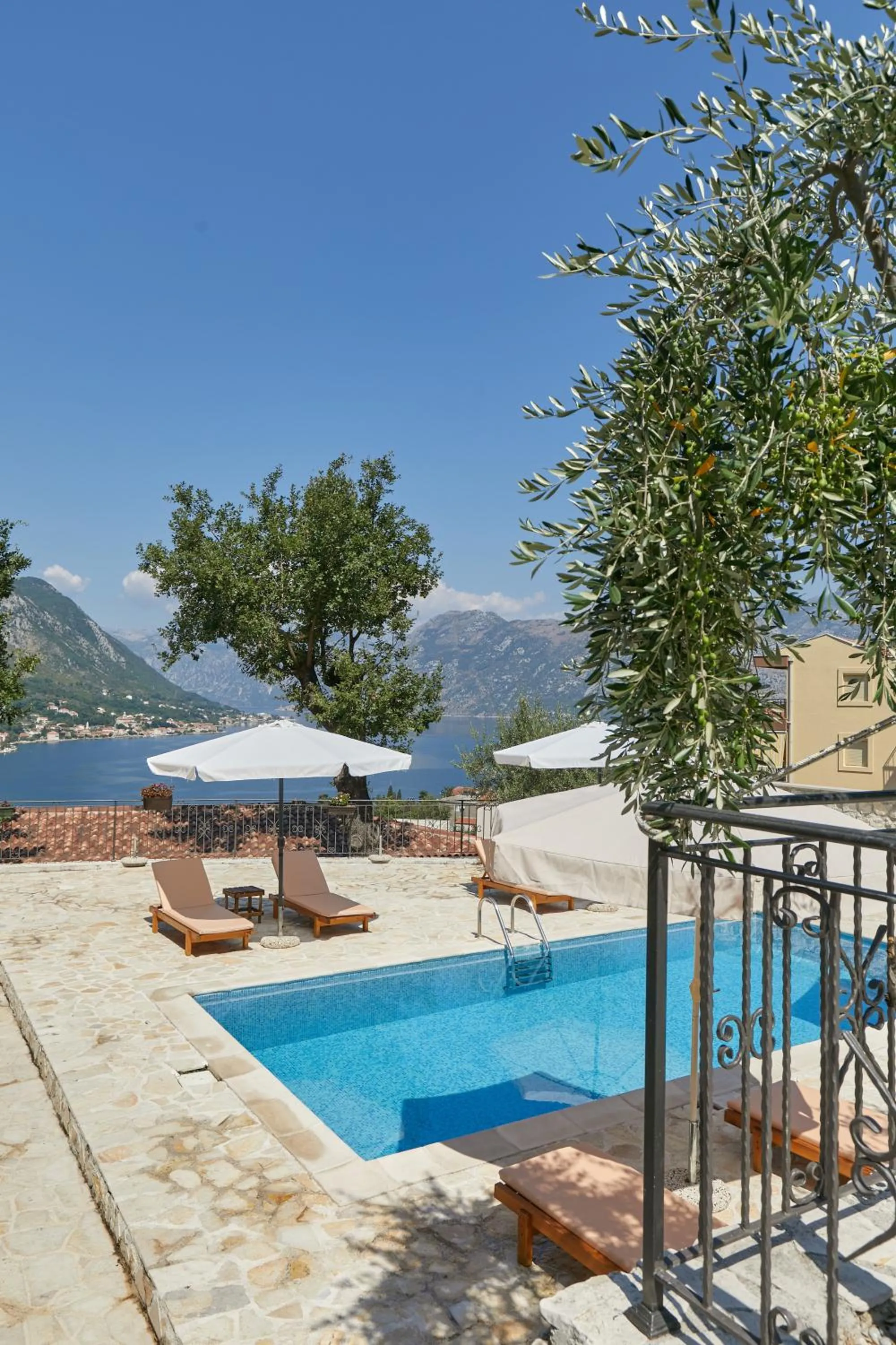 Our Sunset Apartments with Pool and Sea View
