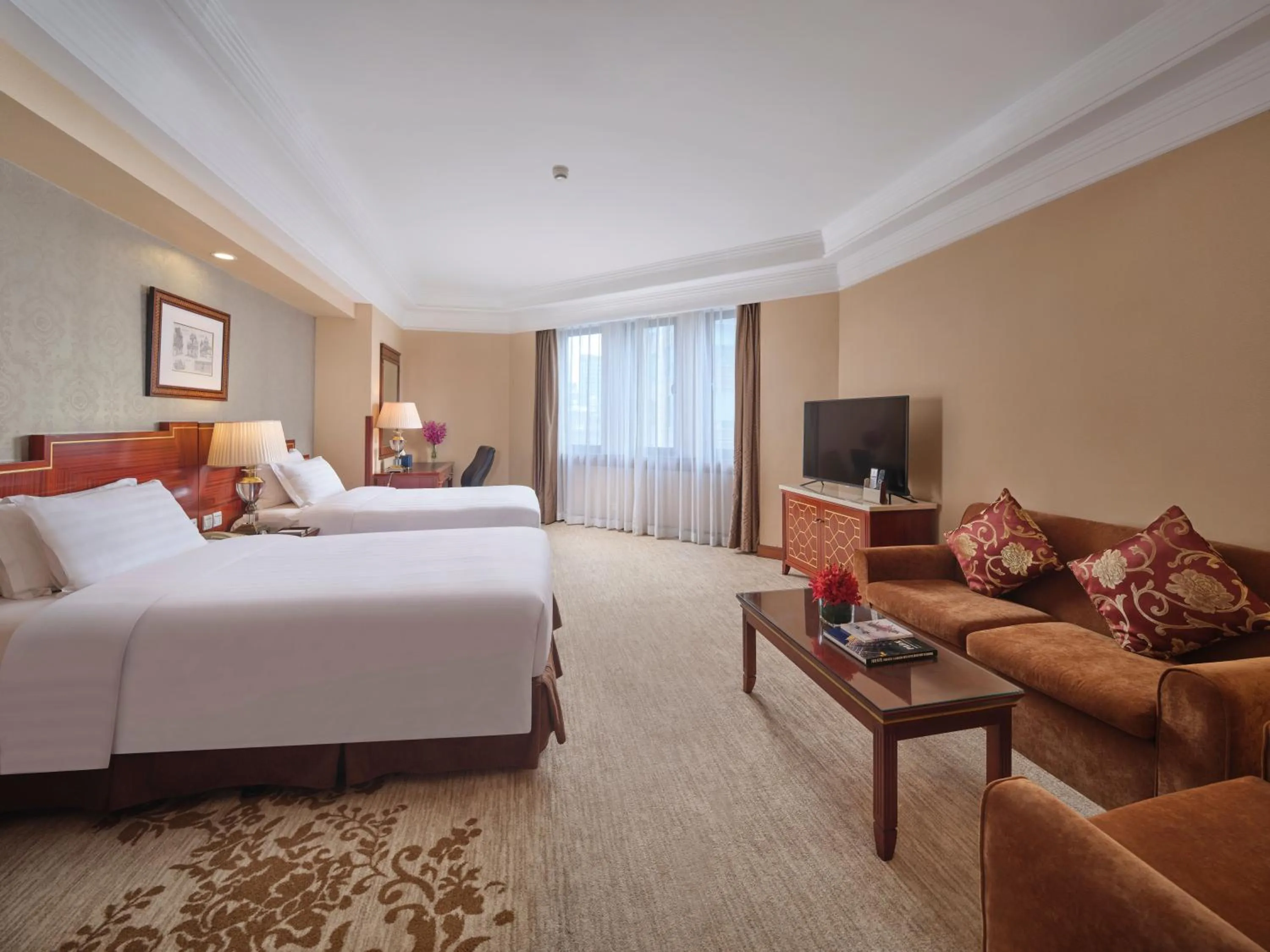 Bedroom, Bed in Shanghai Park Hotel - Hudec Excellent Historical Building - Priority Access for Classic Butterfly Cookies Without queuing to guests