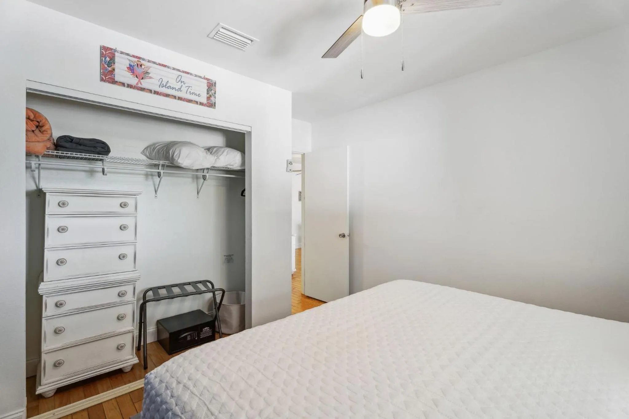 wardrobe, Bed in Off the Charts Inn