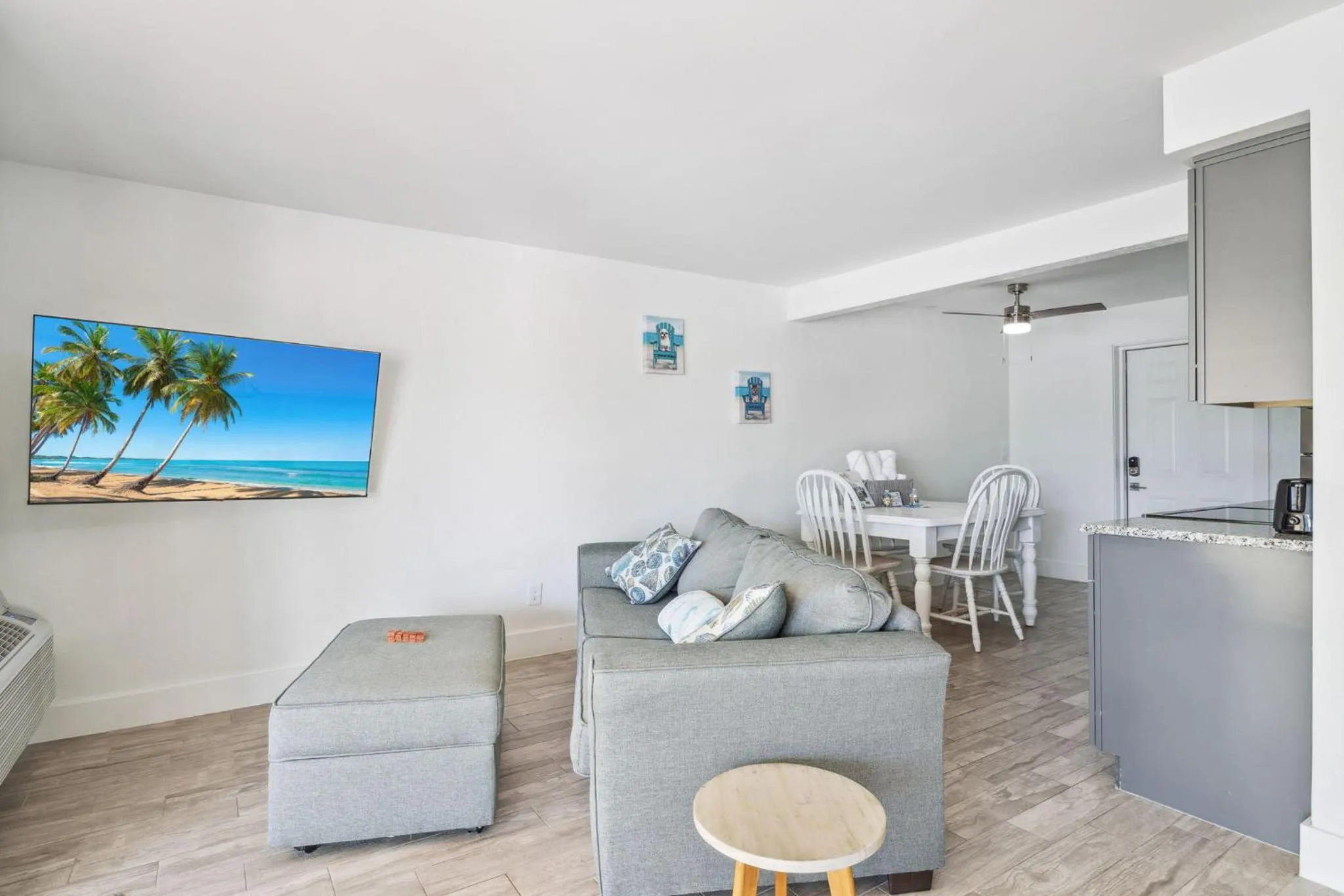 Living room in Off the Charts Inn