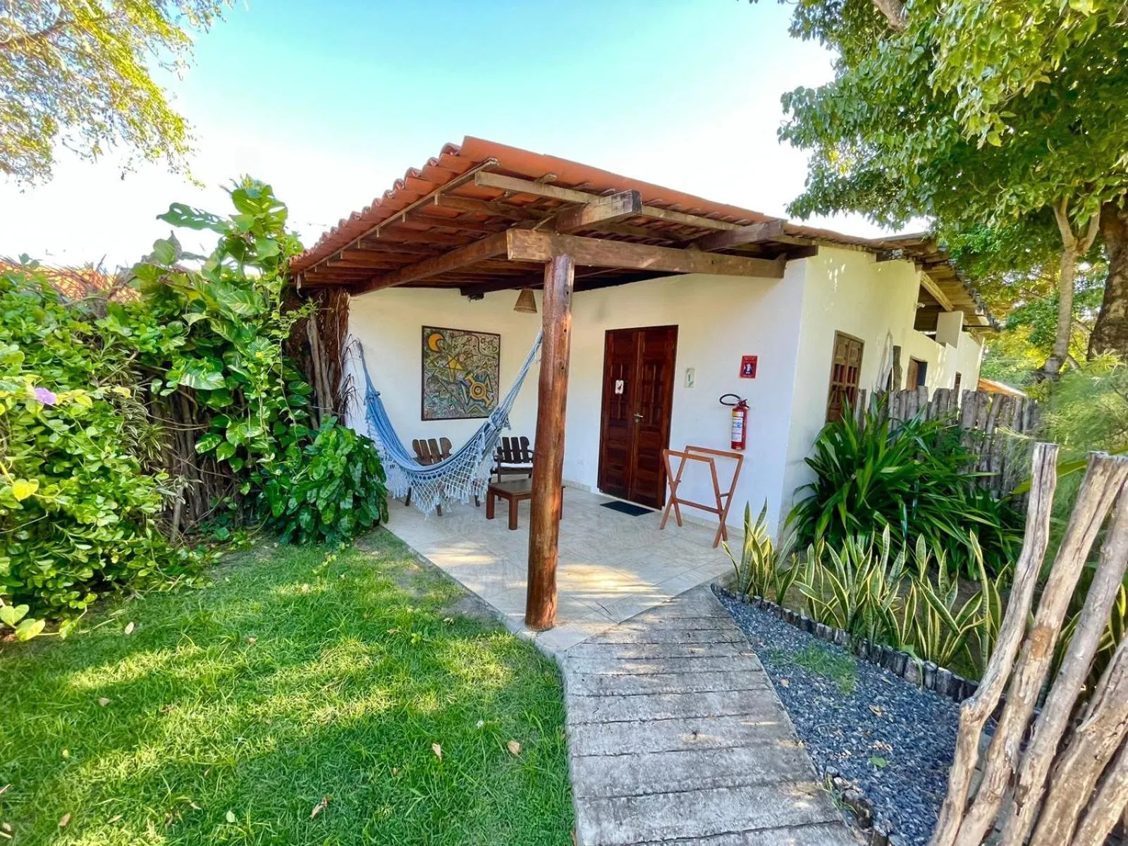 Triple Room with Garden View in Privê Pontal de Maracaipe