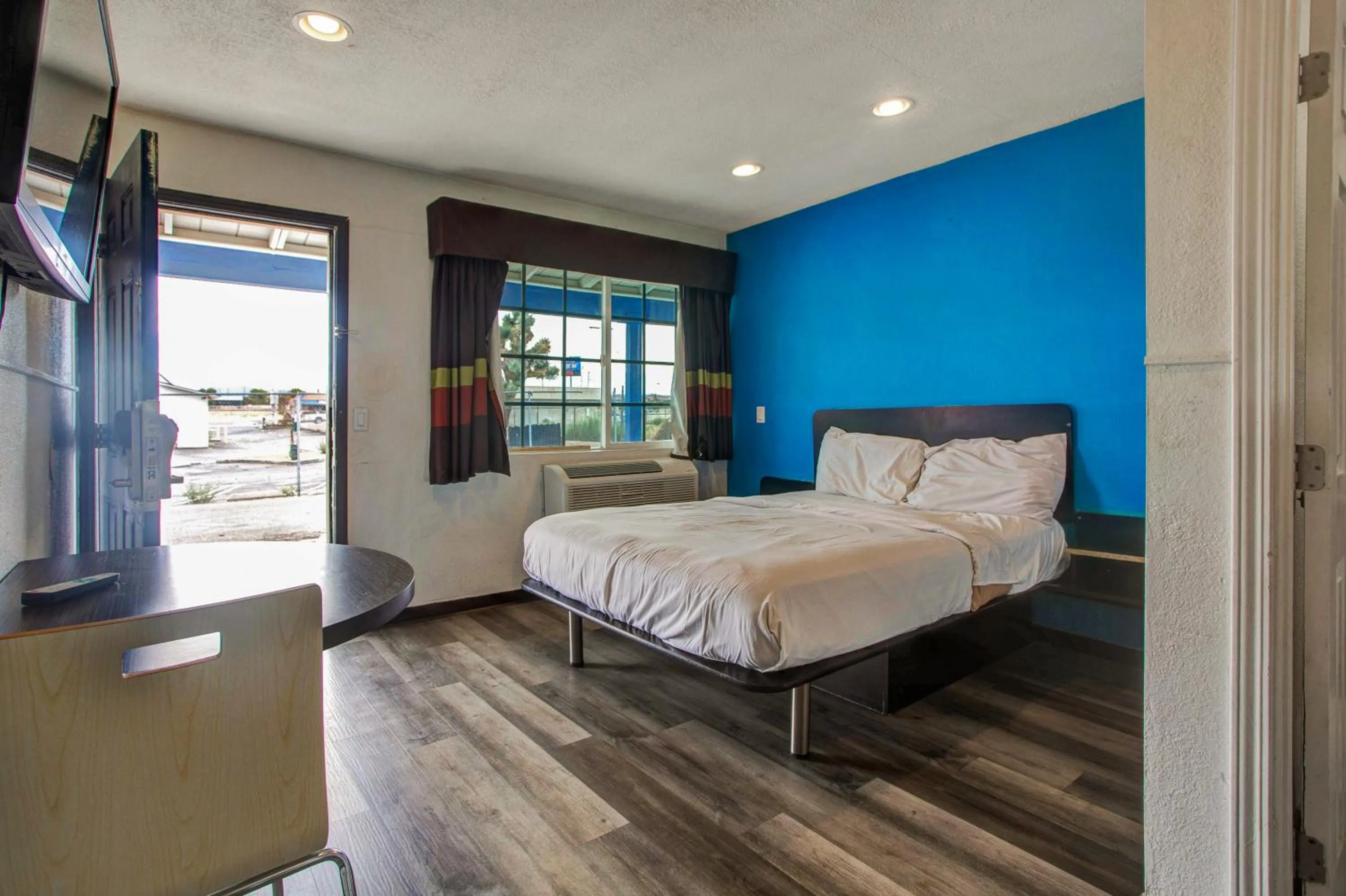 Bed in High Desert Inn