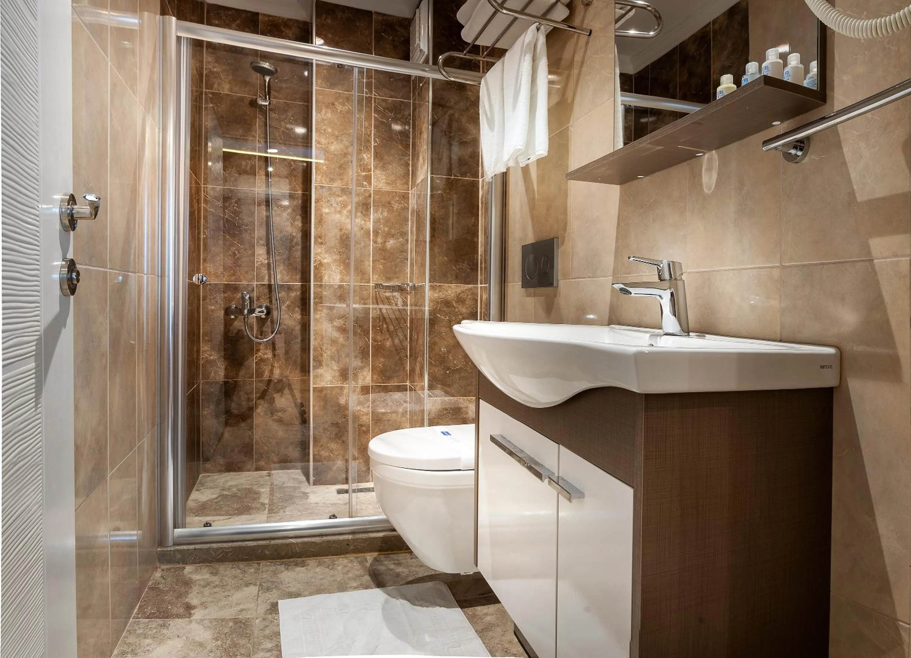 Shower in Vitabella Suites