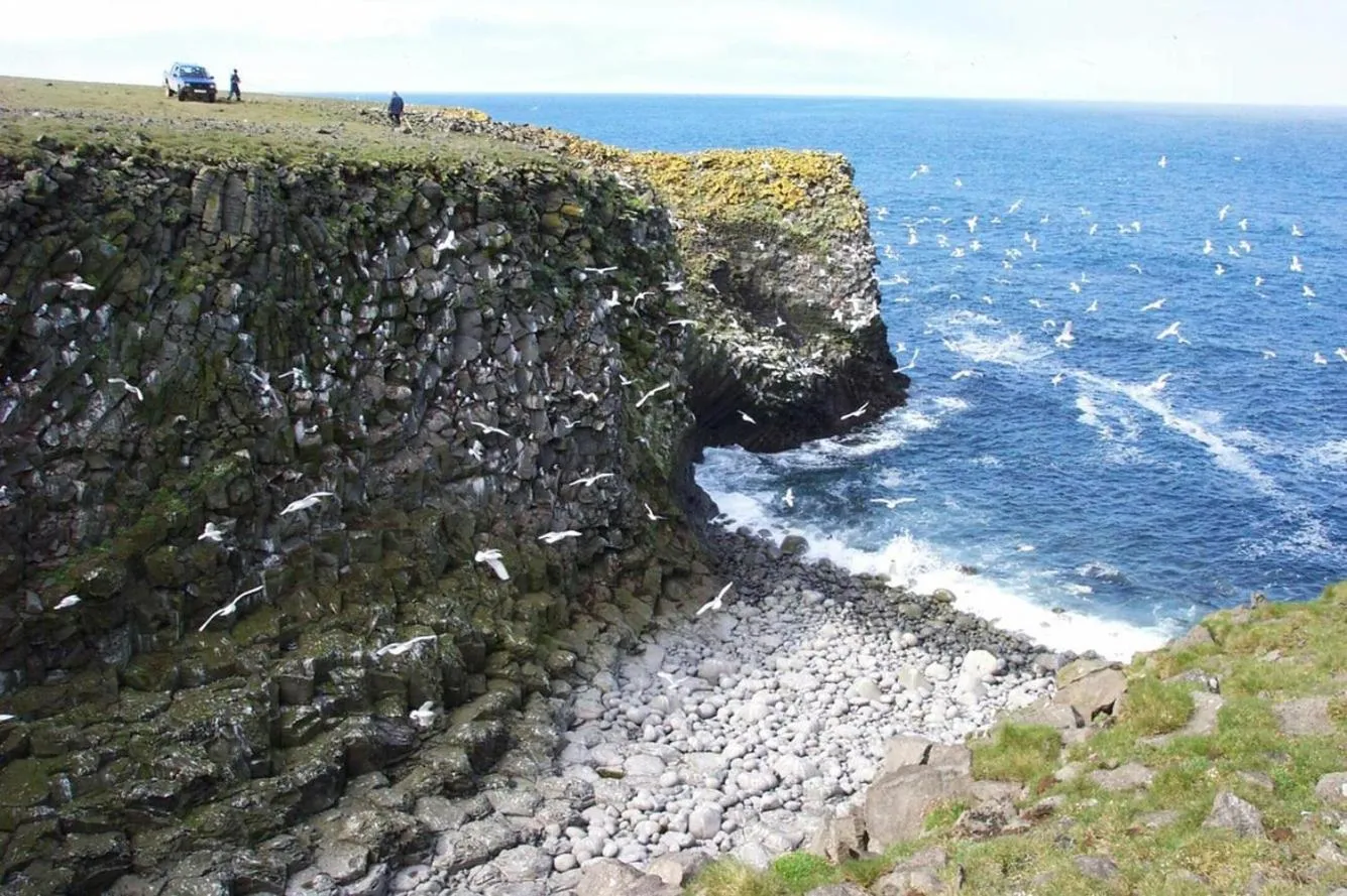 Natural landscape in Cave apartment